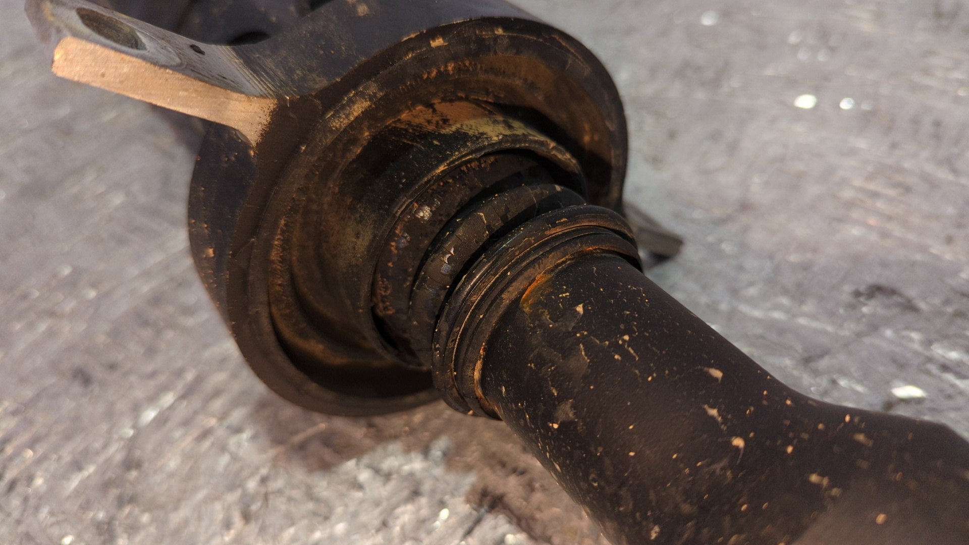 TRANSMISION CENTRAL BMW SERIE 3 CABRIO (E93) - vista 2