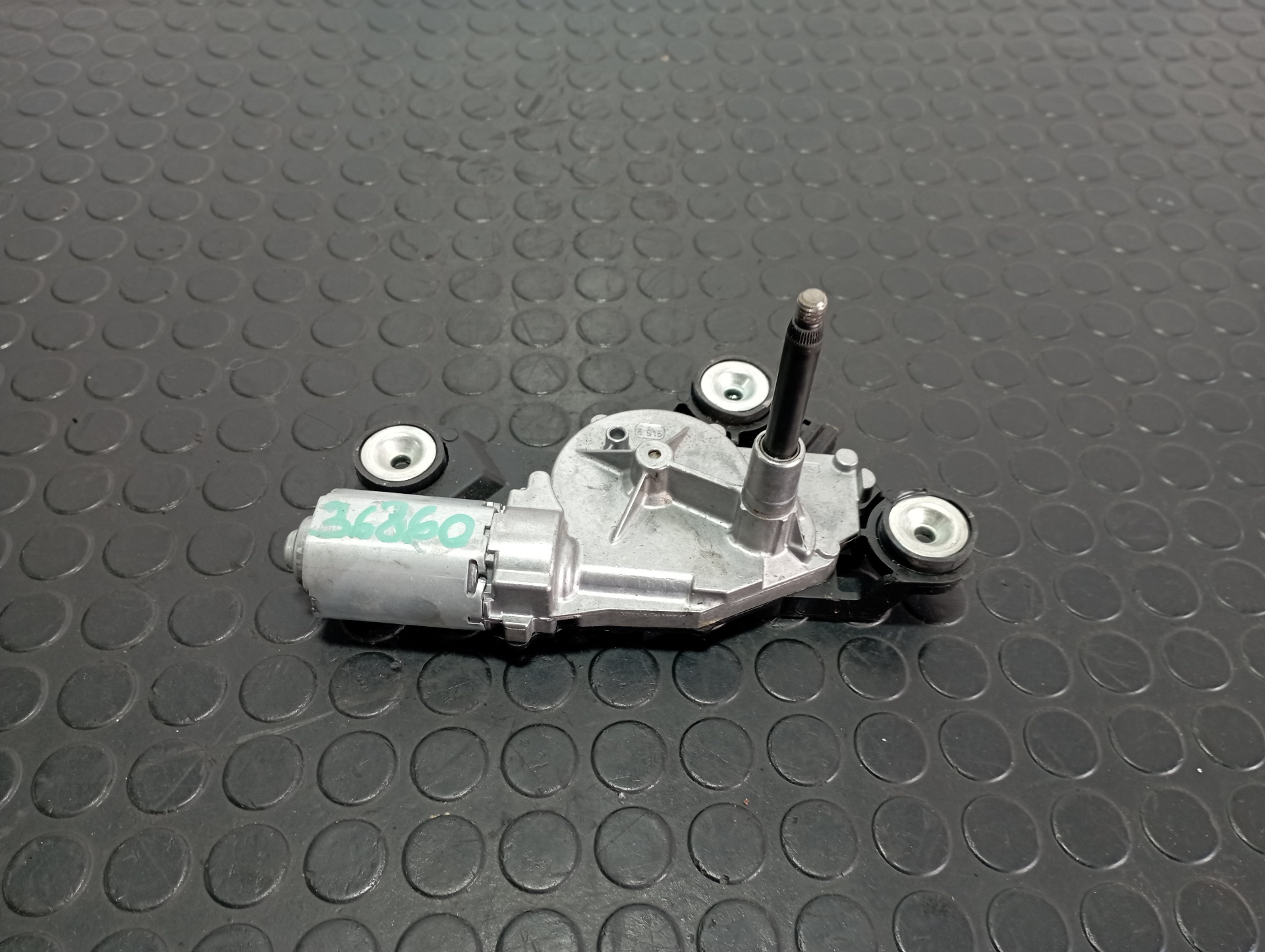 MOTOR LIMPIA TRASERO FORD FOCUS TURN.