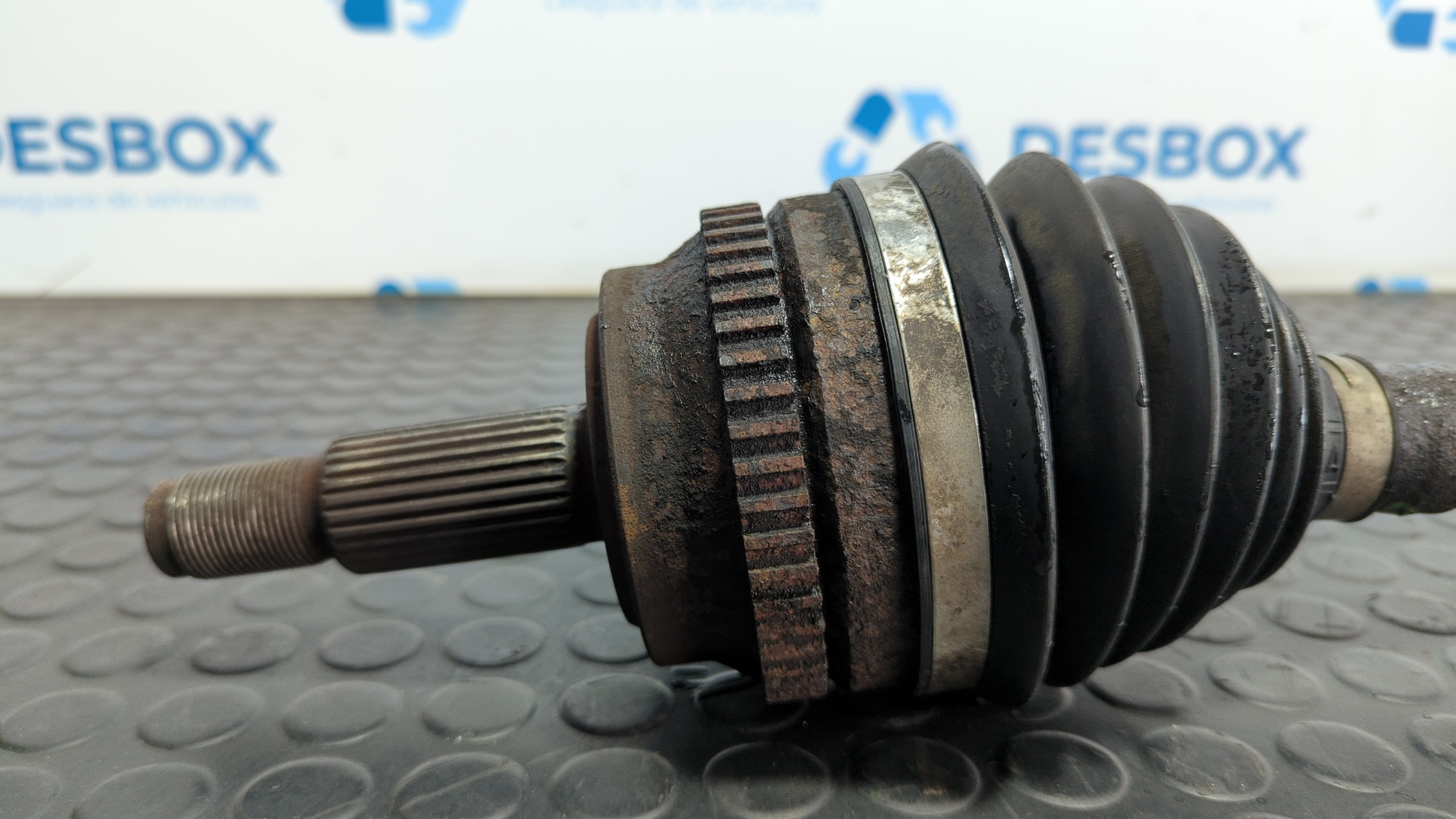 TRANSMISION DELANTERA DERECHA RENAULT MASTER COMBI DESDE '98 - vista 3