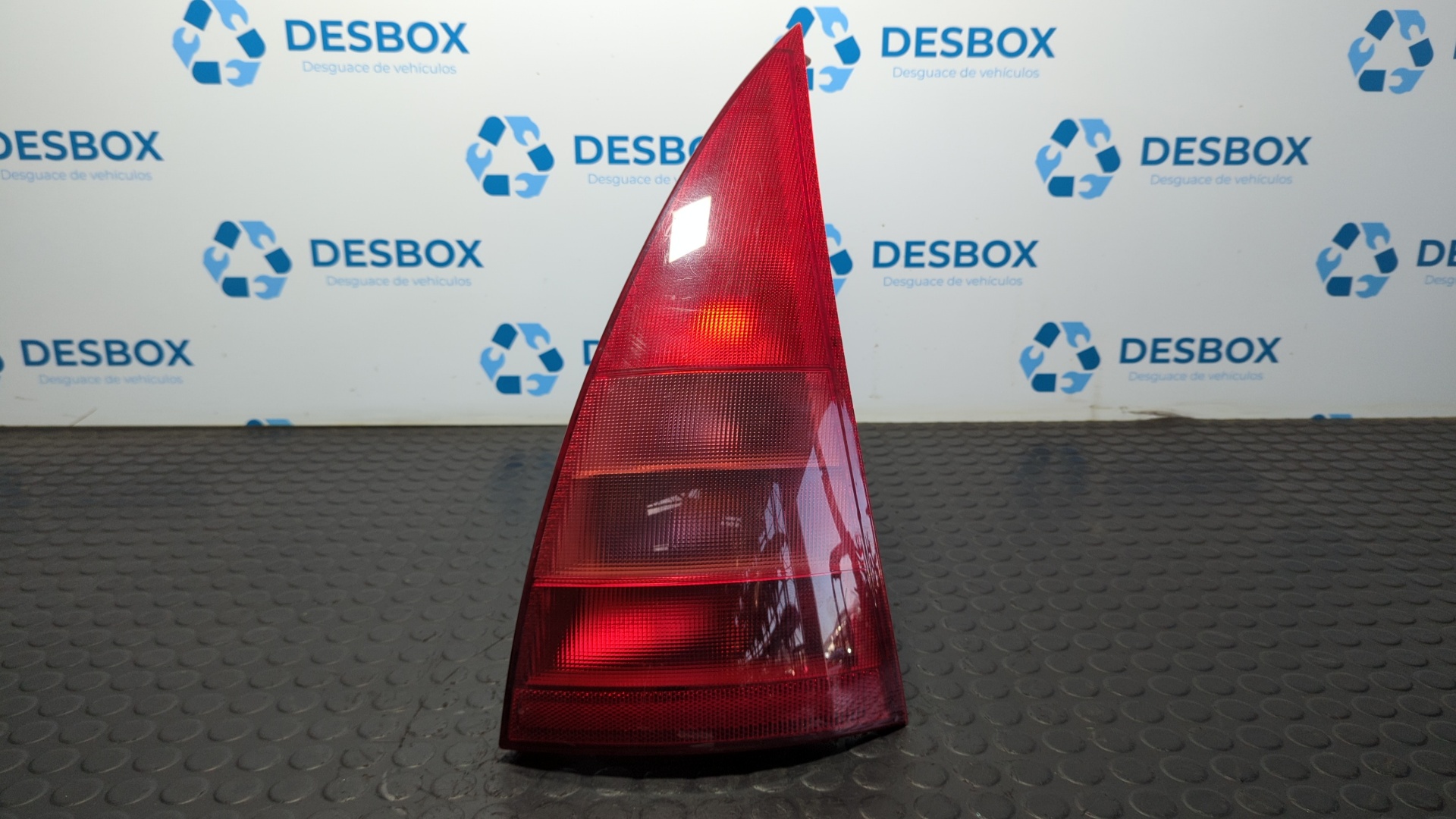 PILOTO TRASERO DERECHO CITROEN C3 1.1