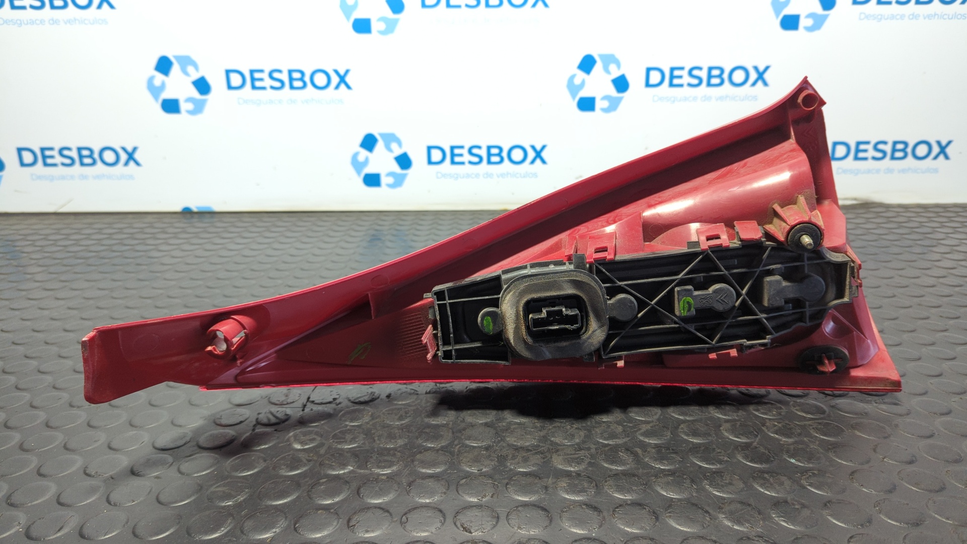 PILOTO TRASERO DERECHO CITROEN C3 1.1 - vista 4