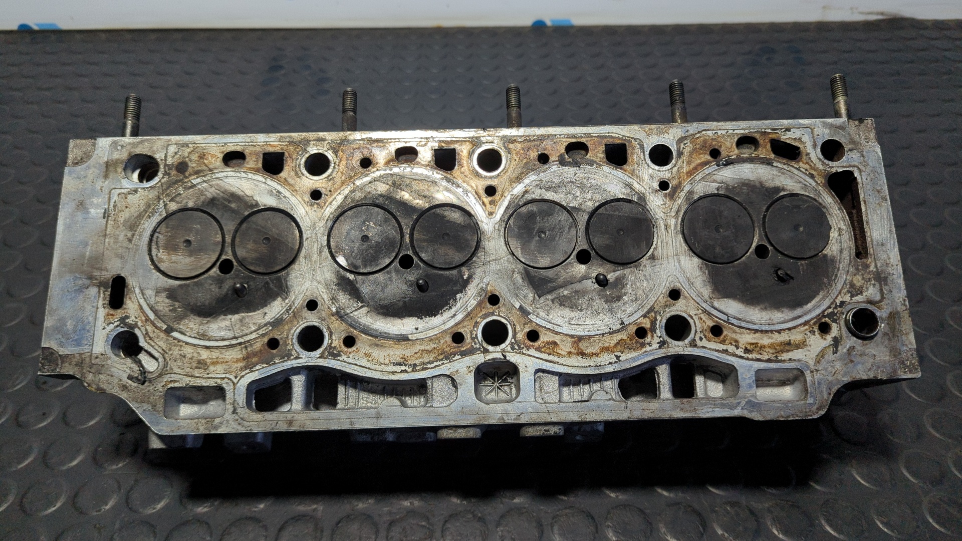 CULATA OPEL VIVARO - vista 4