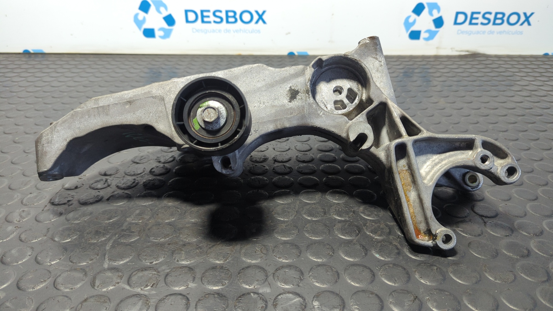 SOPORTE ALTERNADOR OPEL VIVARO - vista 2