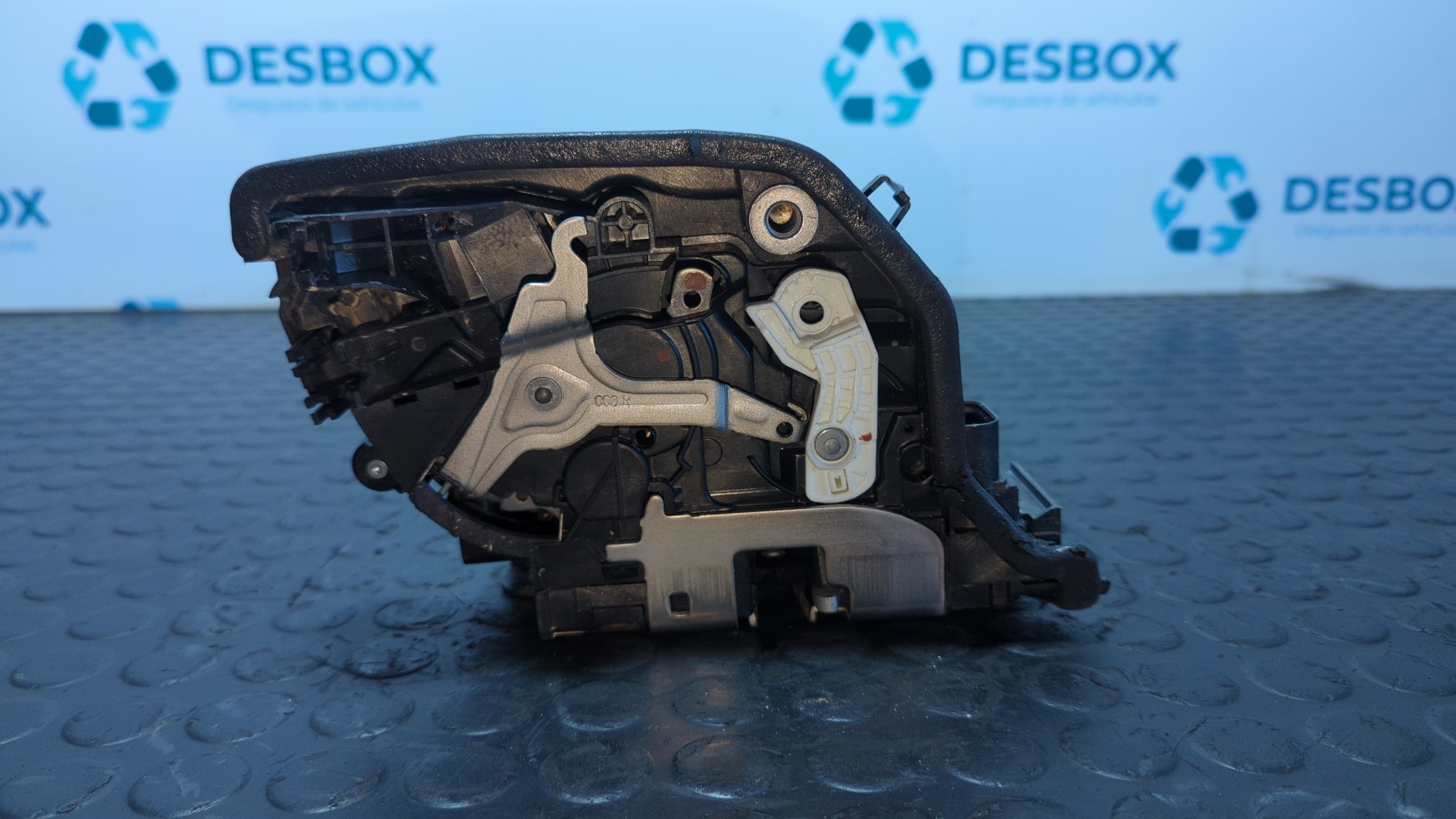 CERRADURA PUERTA DELANTERA DERECHA BMW SERIE X1 (F48) - vista 2