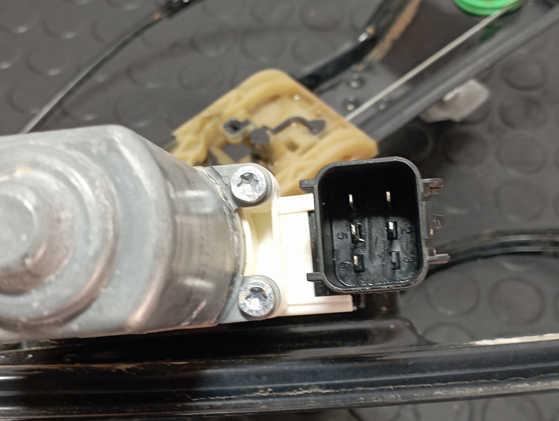 ELEVALUNAS DELANTERO DERECHO FORD FOCUS LIM. (CB8) - vista 3