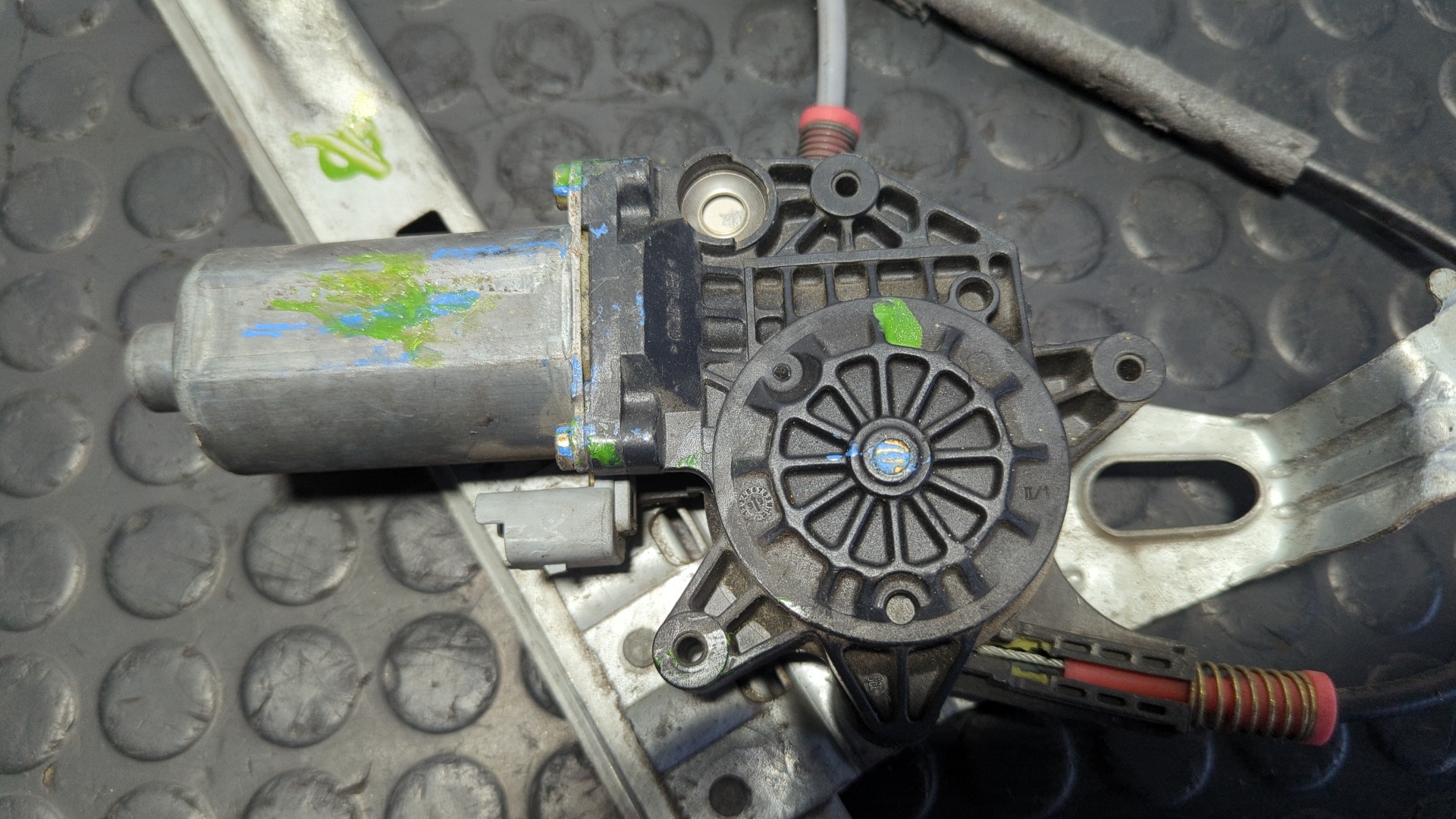 ELEVALUNAS DELANTERO IZQUIERDO PEUGEOT 206 BERLINA - vista 2