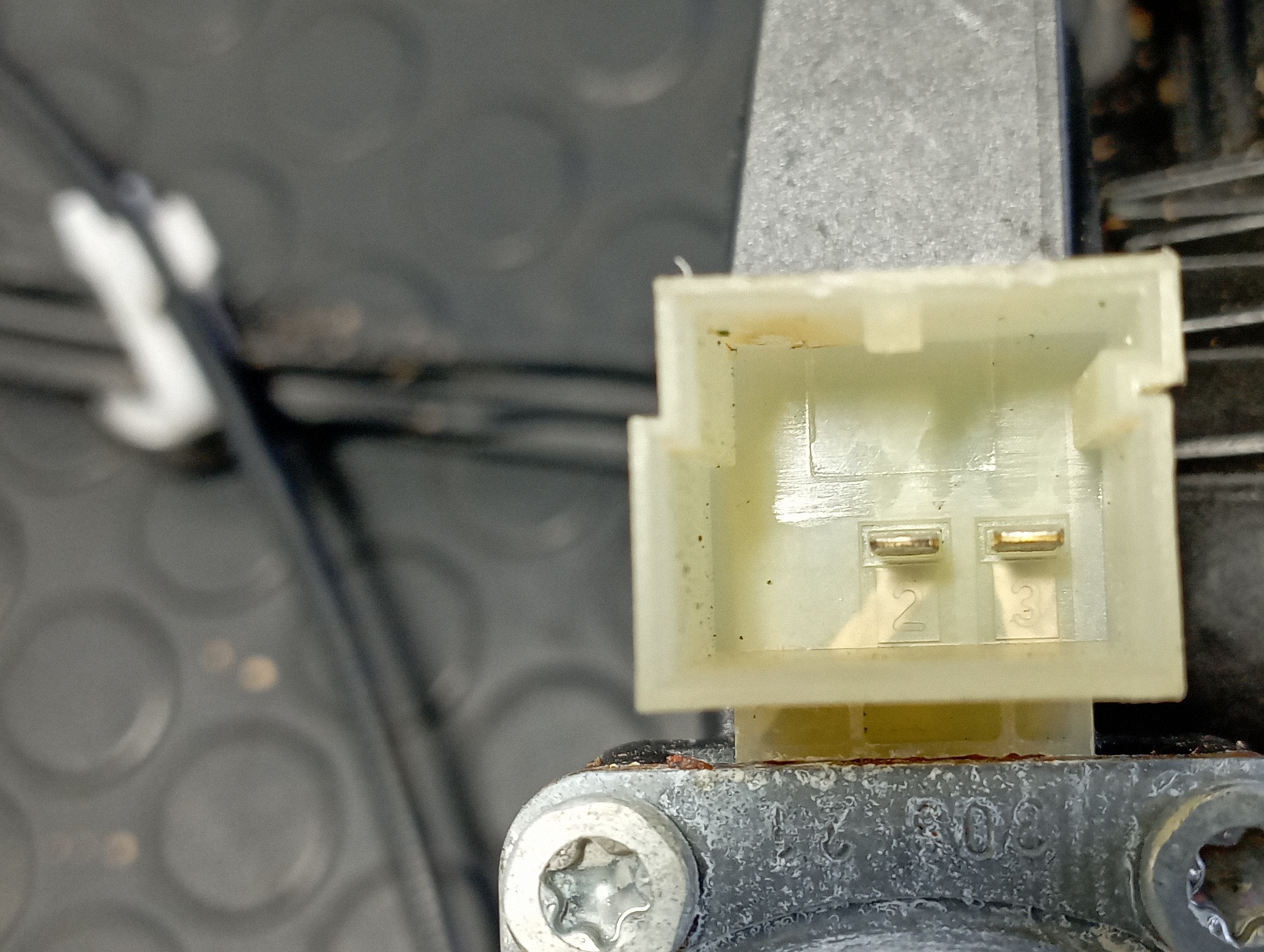 ELEVALUNAS DELANTERO DERECHO AUDI Q3 (F3B) - vista 2