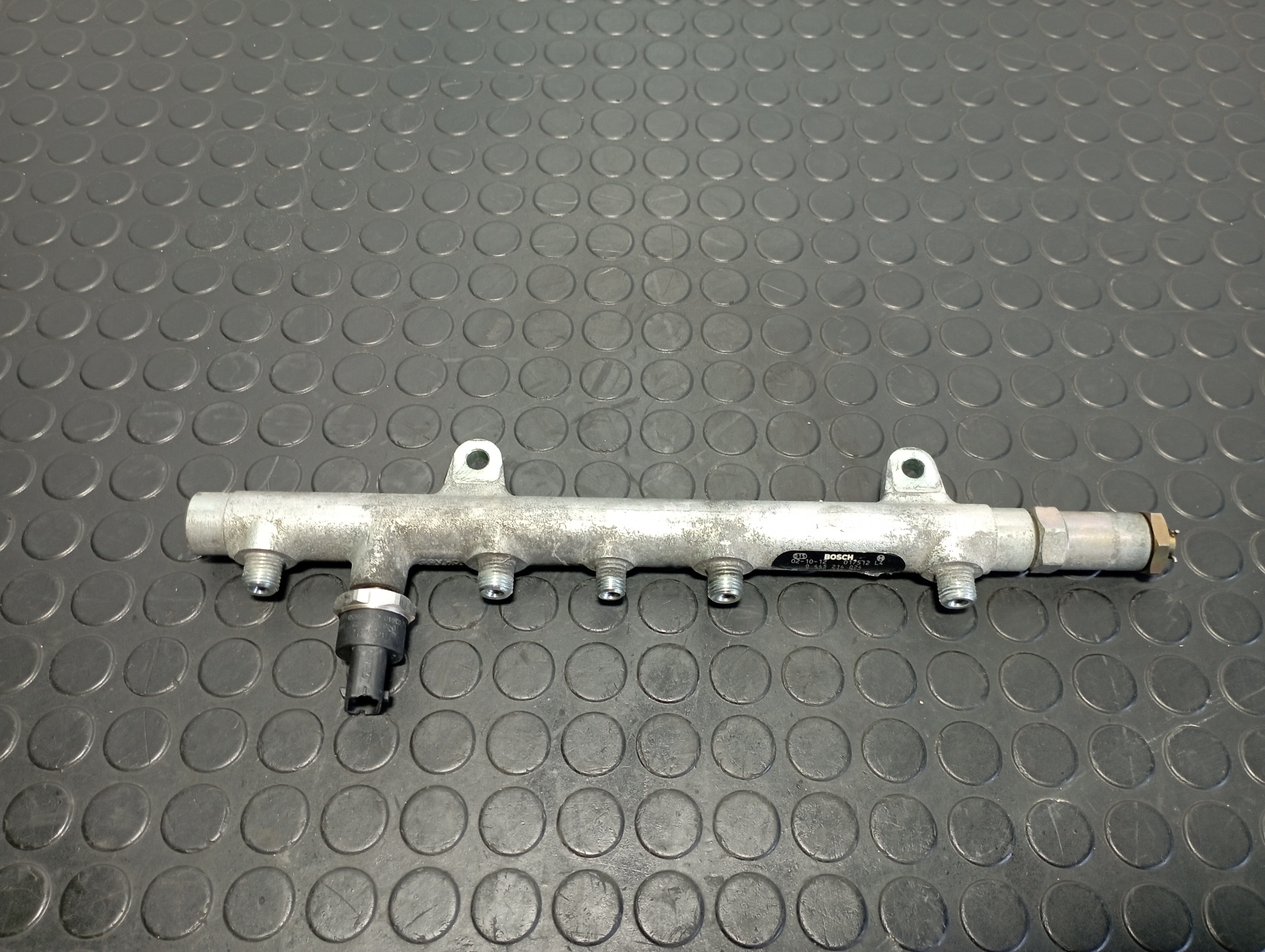 RAMPA INYECTORA OPEL VIVARO - vista 5