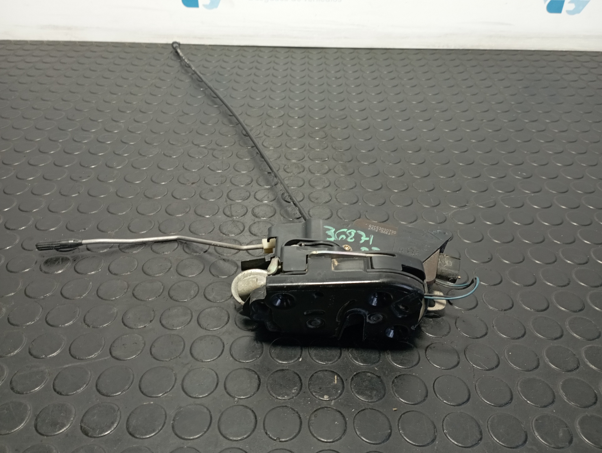 CERRADURA PUERTA DELANTERA DERECHA MERCEDES-BENZ VITO (W639) BASIC, COMBI