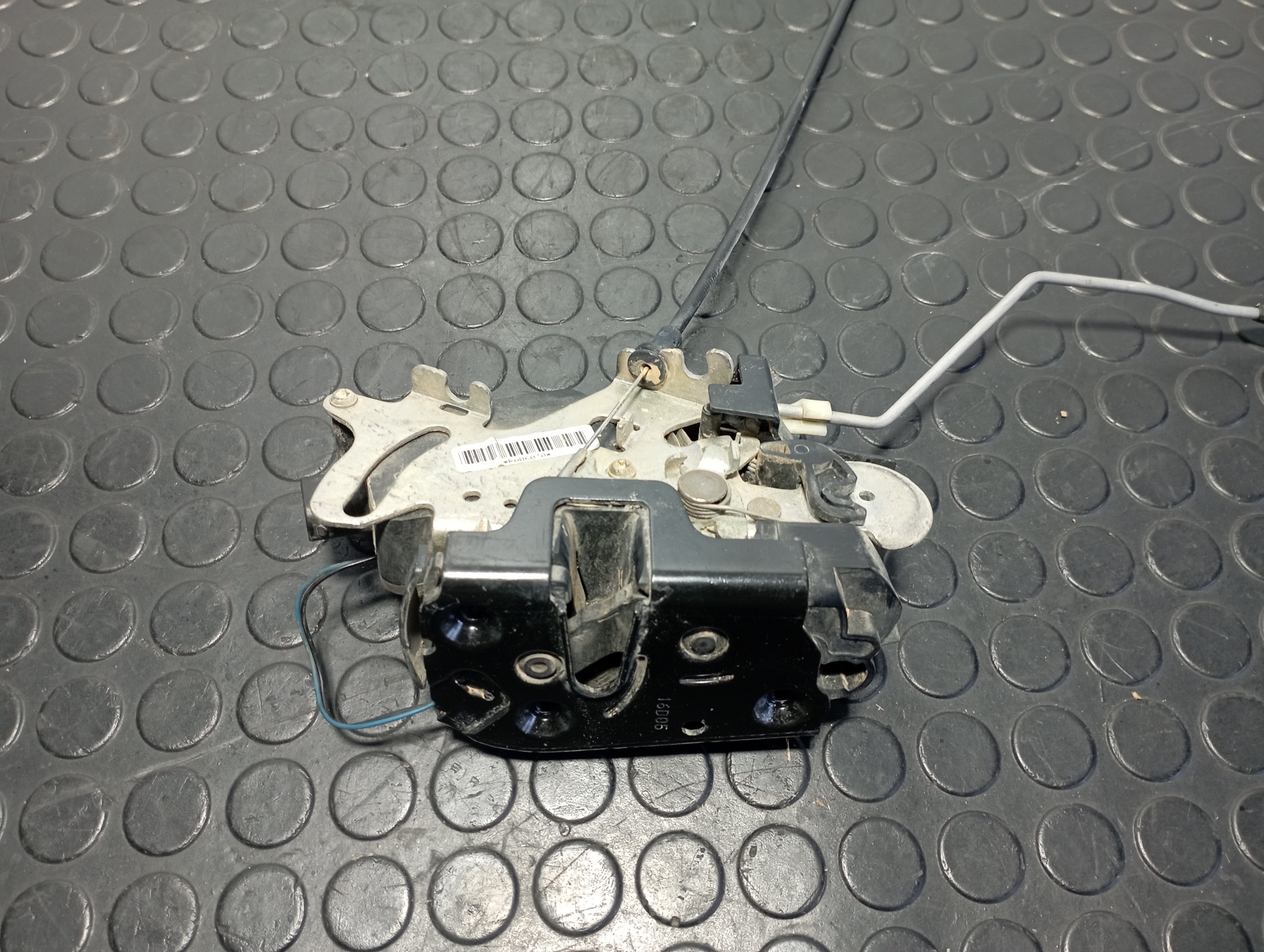 CERRADURA PUERTA DELANTERA DERECHA MERCEDES-BENZ VITO (W639) BASIC, COMBI - vista 3