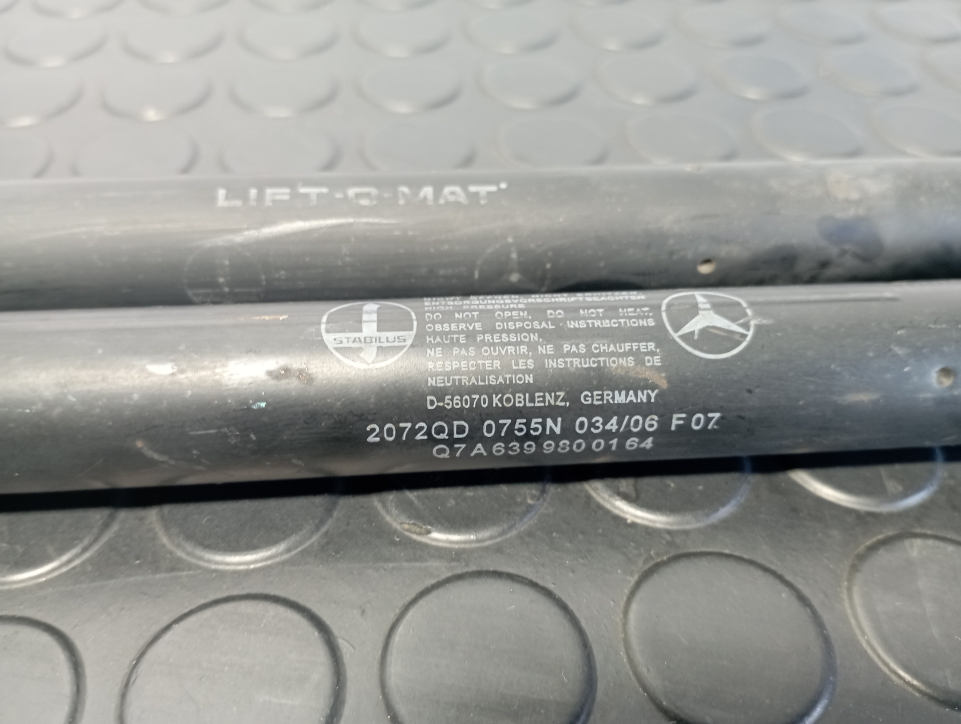 AMORTIGUADORES MALETERO / PORTON MERCEDES-BENZ VITO (W639) BASIC, COMBI - vista 3