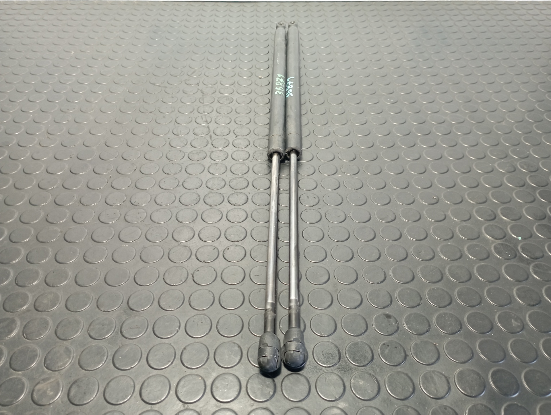 AMORTIGUADORES MALETERO / PORTON MERCEDES-BENZ VITO (W639) BASIC, COMBI - vista 2