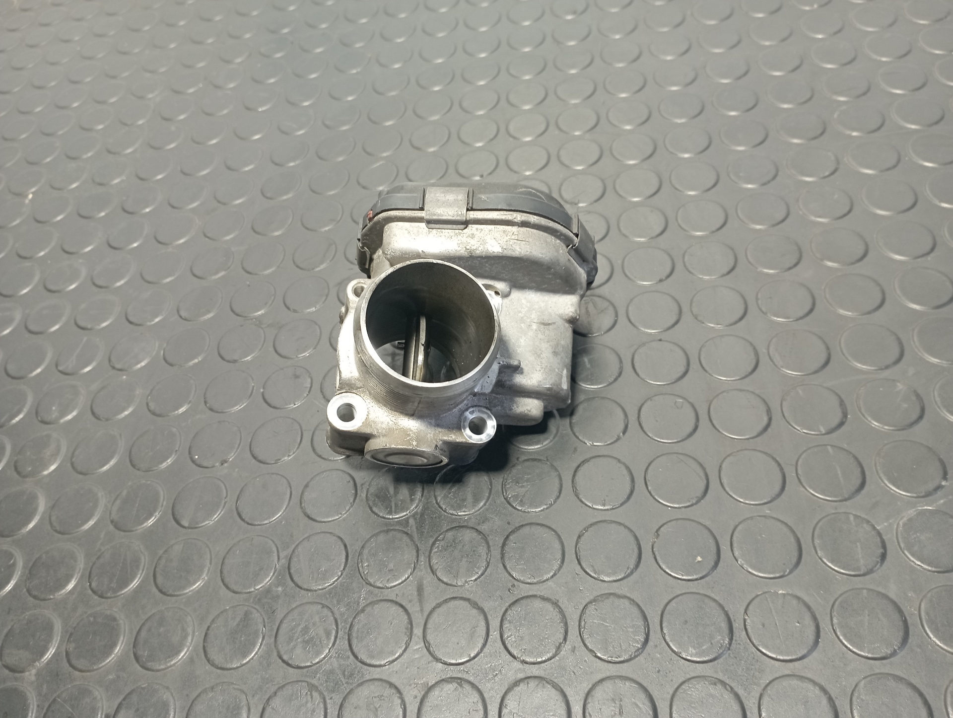 CAJA MARIPOSA FORD FOCUS TURN. - vista 2