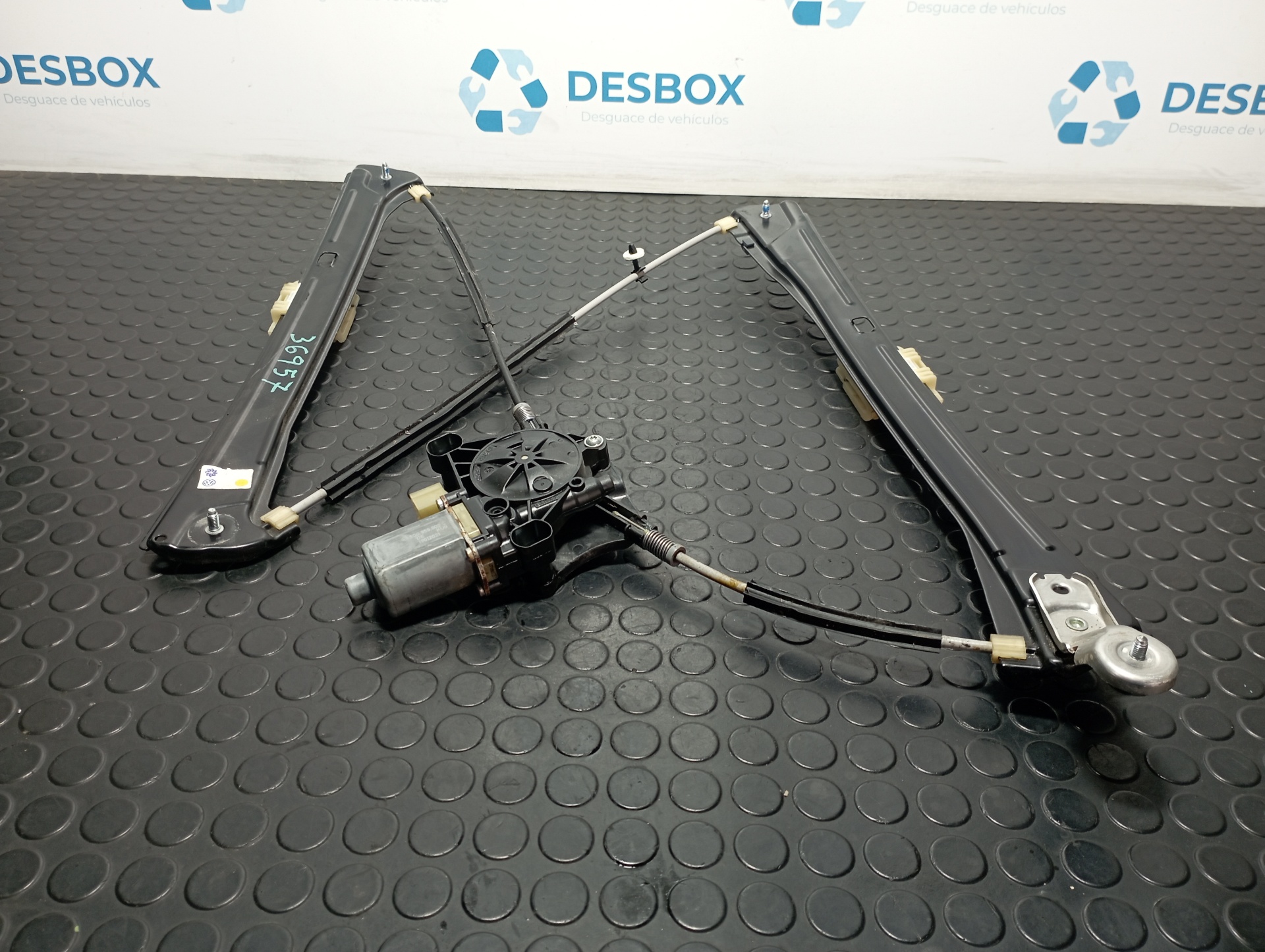 ELEVALUNAS DELANTERO IZQUIERDO VOLKSWAGEN TIGUAN