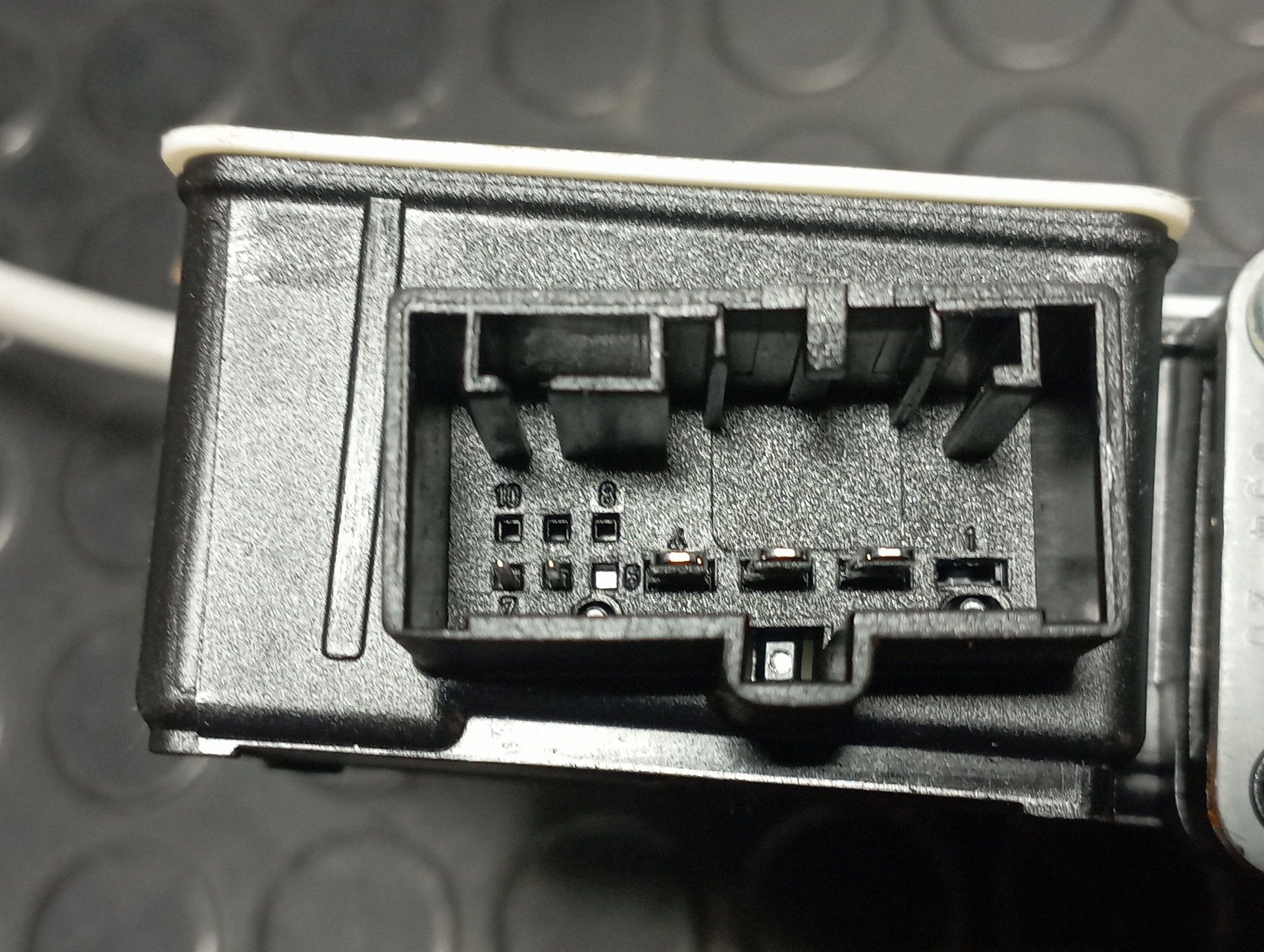 ELEVALUNAS TRASERO IZQUIERDO VOLKSWAGEN TIGUAN - vista 2