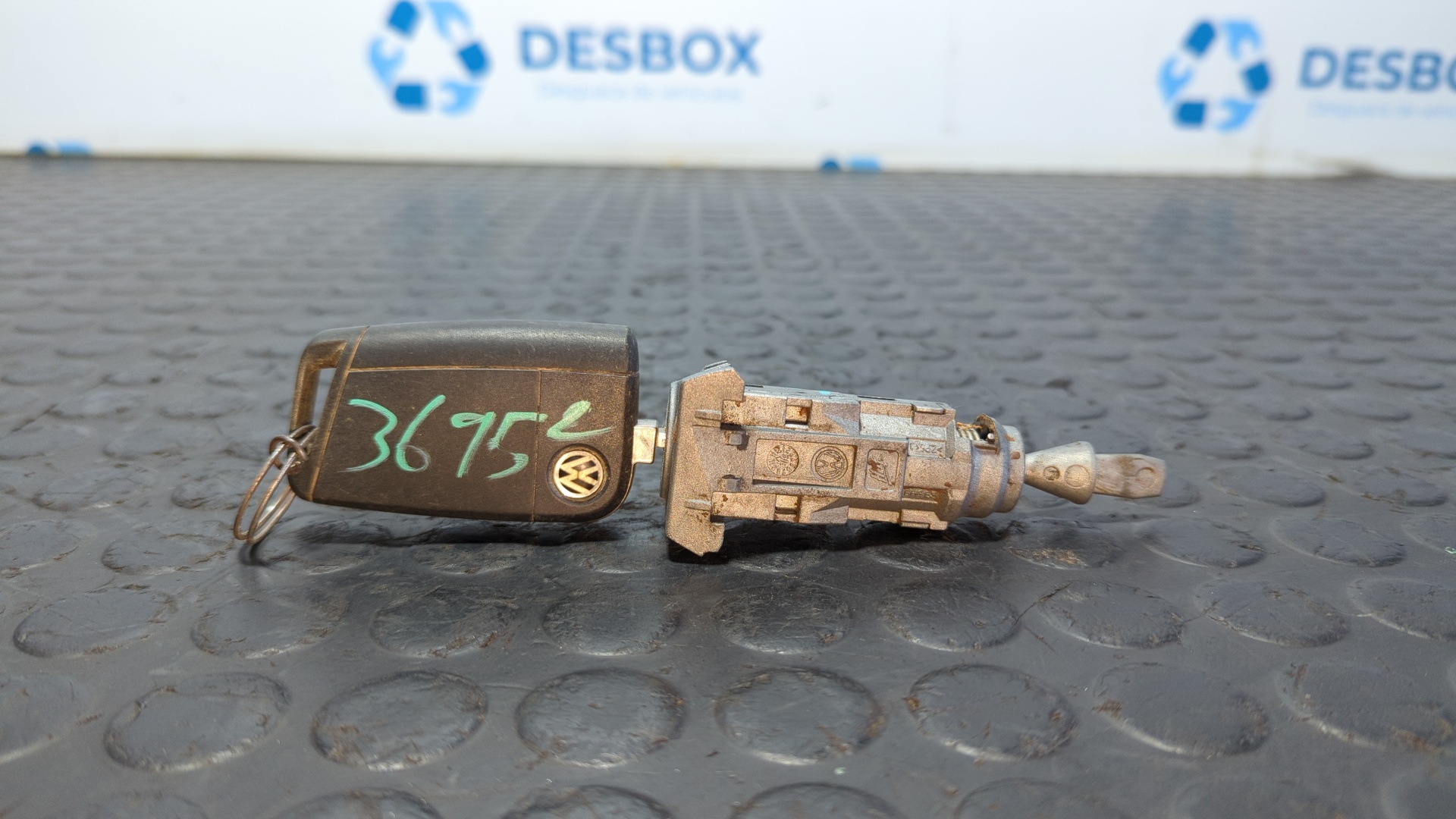 BOMBIN PUERTA DELANTERA IZQUIERDA VOLKSWAGEN T-CROSS (D31)