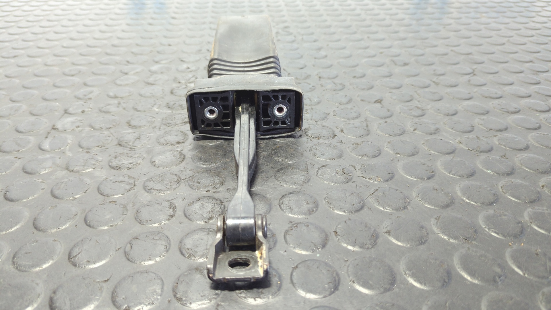 RETENEDOR PUERTA DERECHA AUDI Q3 (F3B) - vista 2