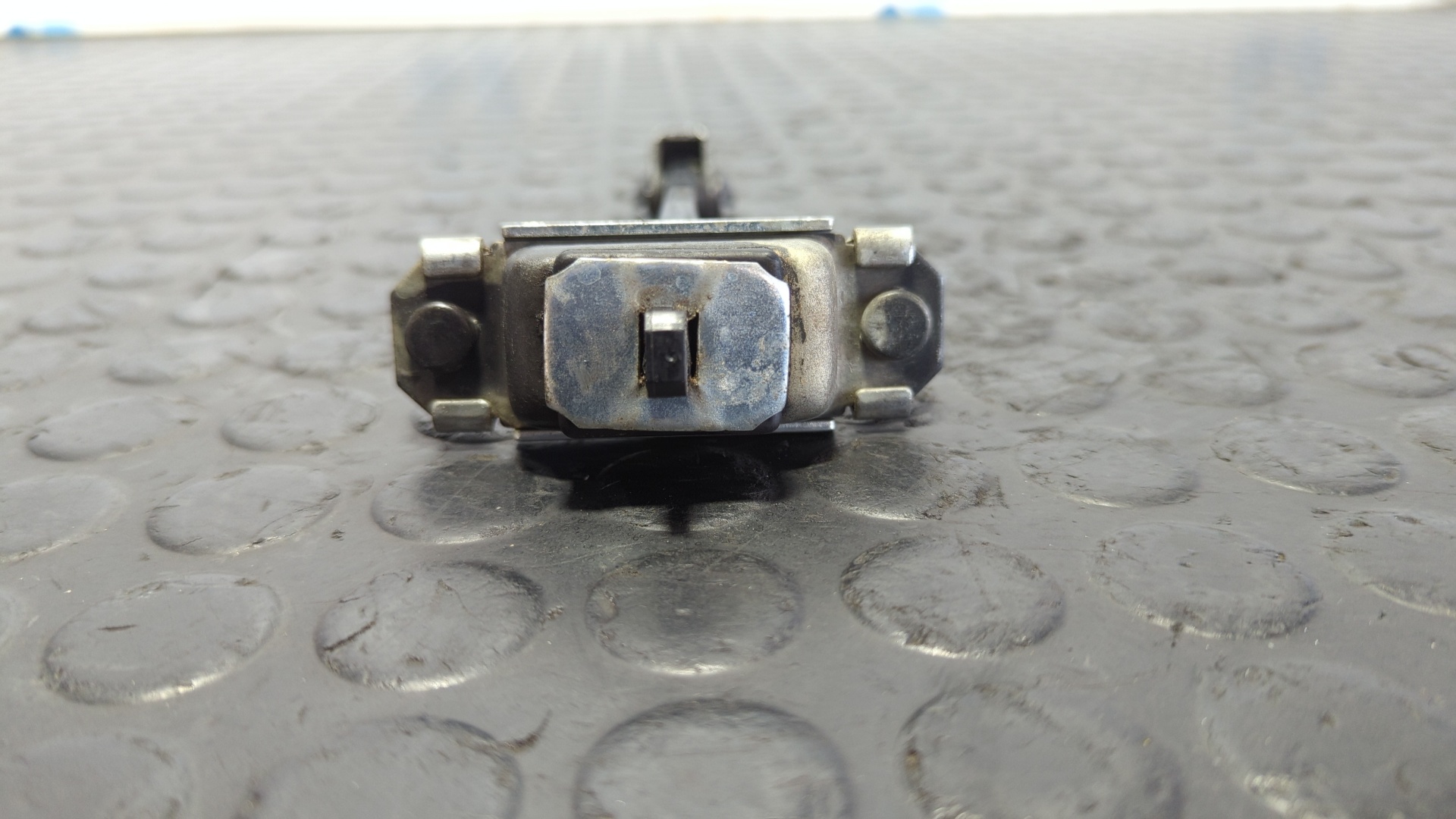 RETENEDOR PUERTA IZQUIERDA  HYUNDAI I30 - vista 2