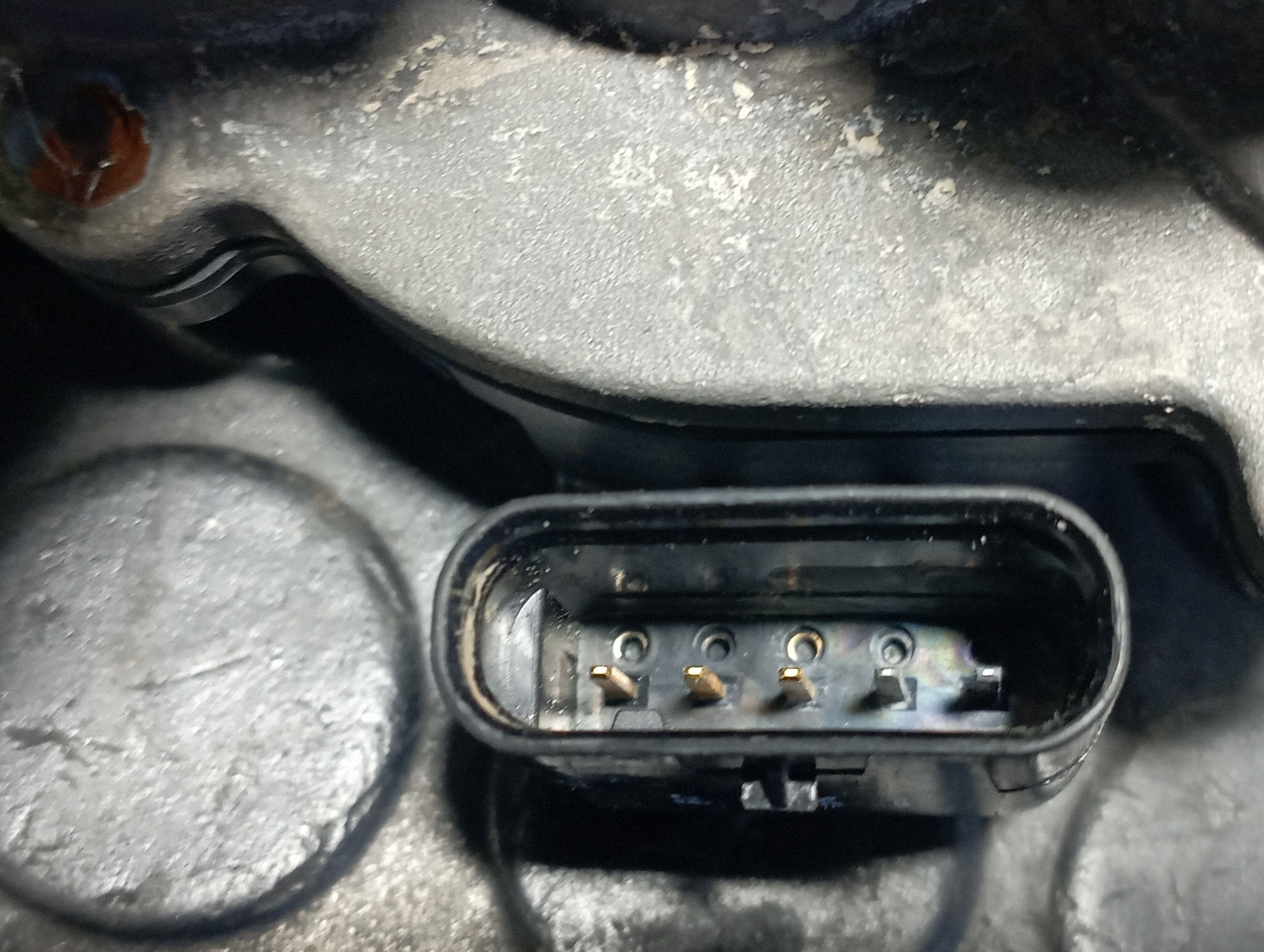 CAJA MARIPOSA KIA XCEED - vista 3