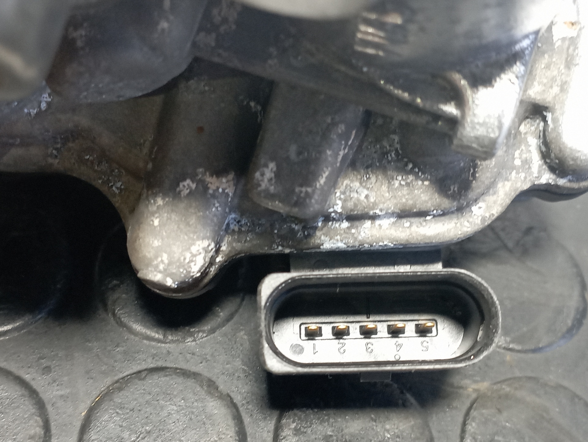 CAJA MARIPOSA AUDI A1 SPORTBACK (8XF) - vista 3