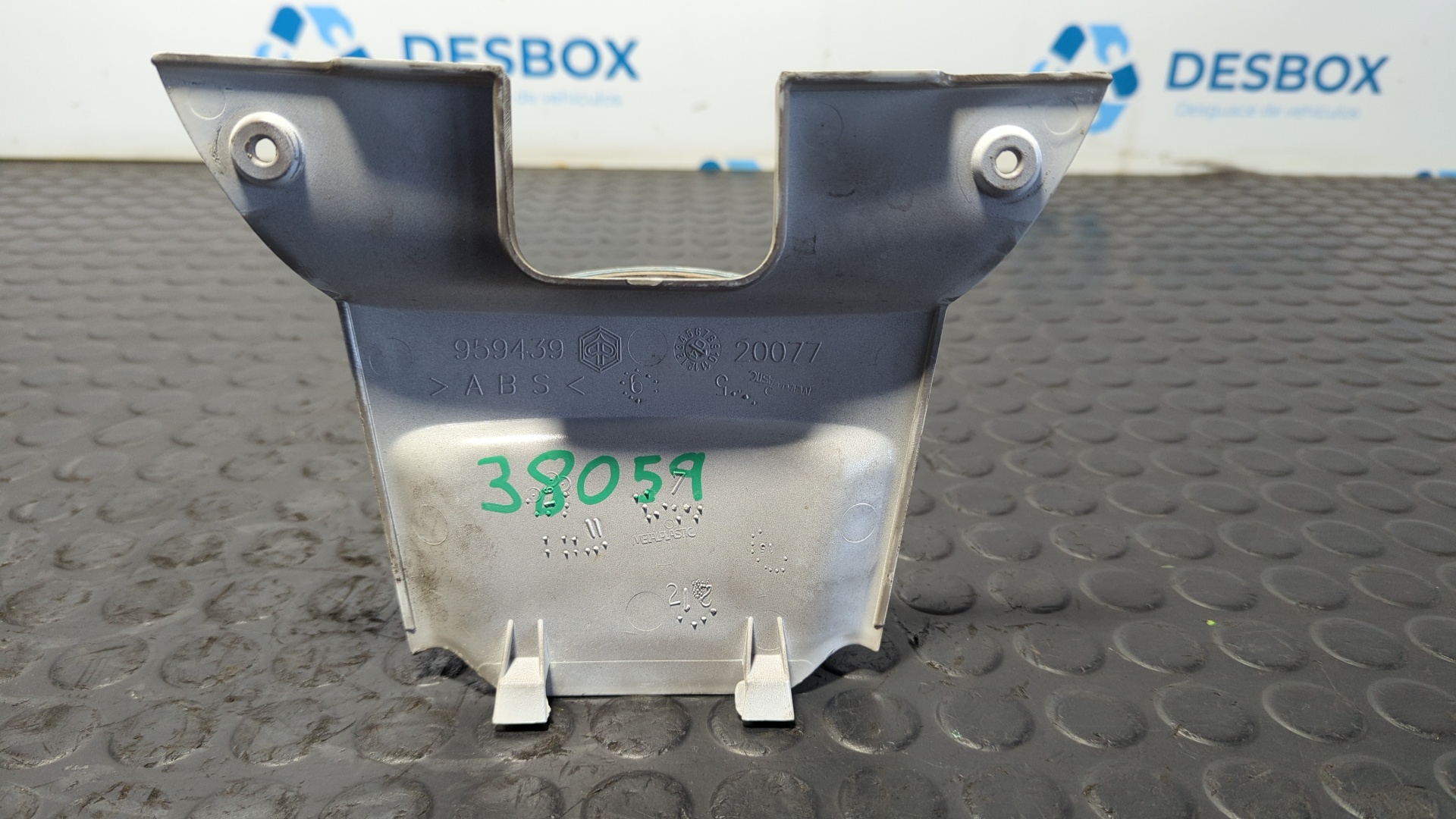 MOLDURA PIAGGIO (VESPA) NRG POWER - vista 2