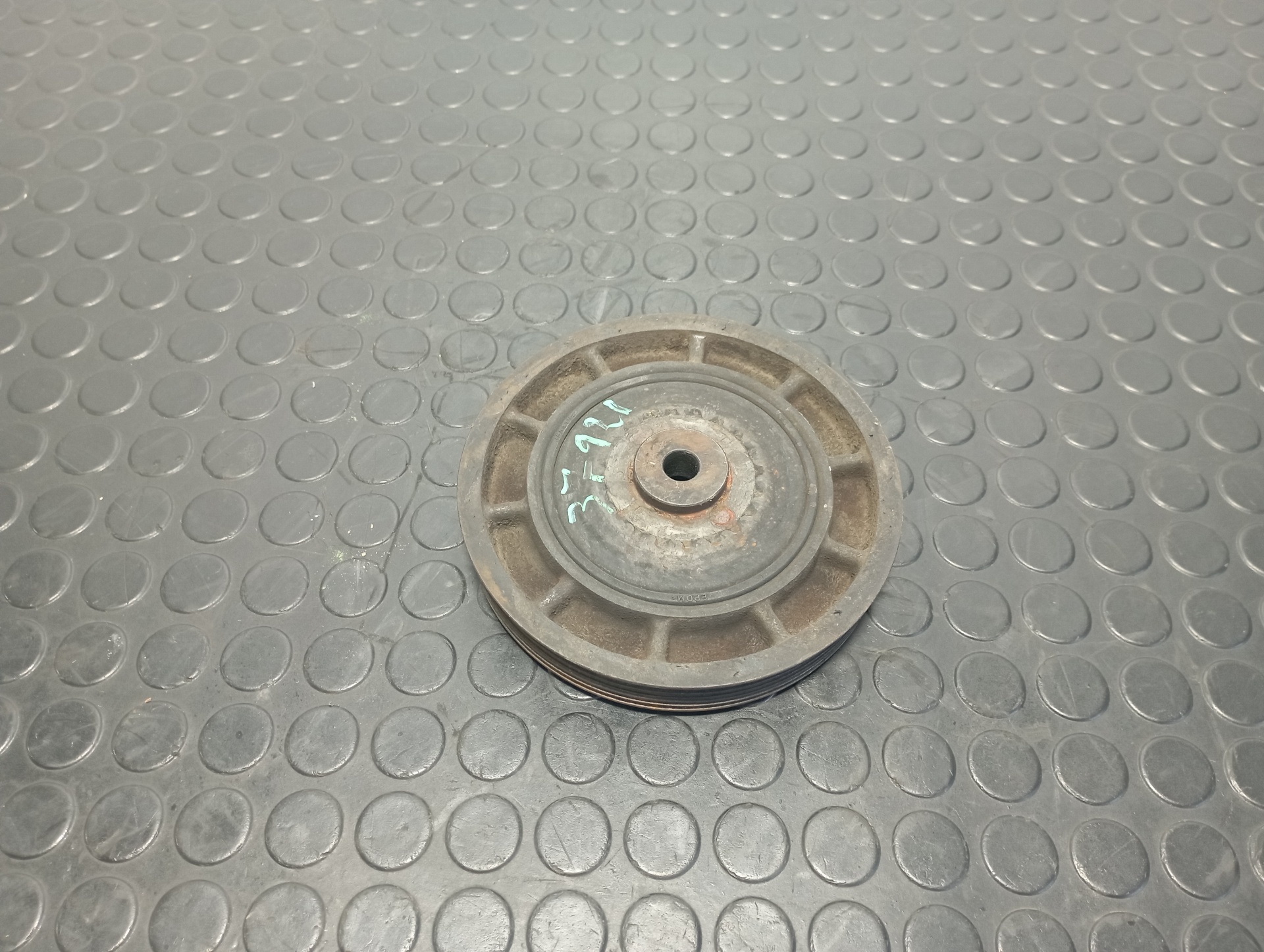 POLEA CIGUEÑAL OPEL VIVARO - vista 3