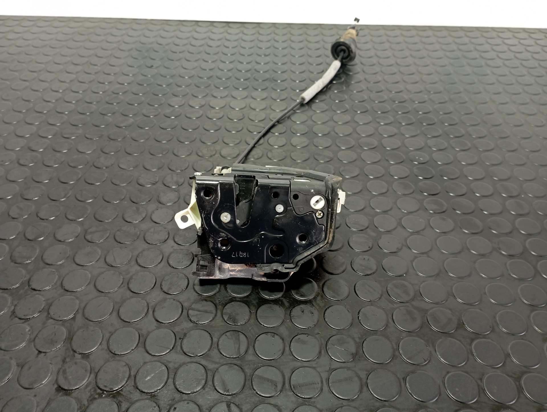 CERRADURA PUERTA DELANTERA DERECHA AUDI A1 SPORTBACK (8XF) - vista 3