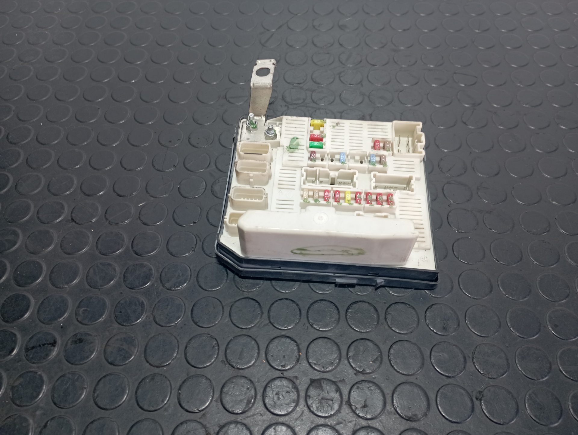 CAJA RELES / FUSIBLES RENAULT SCENIC II - vista 2