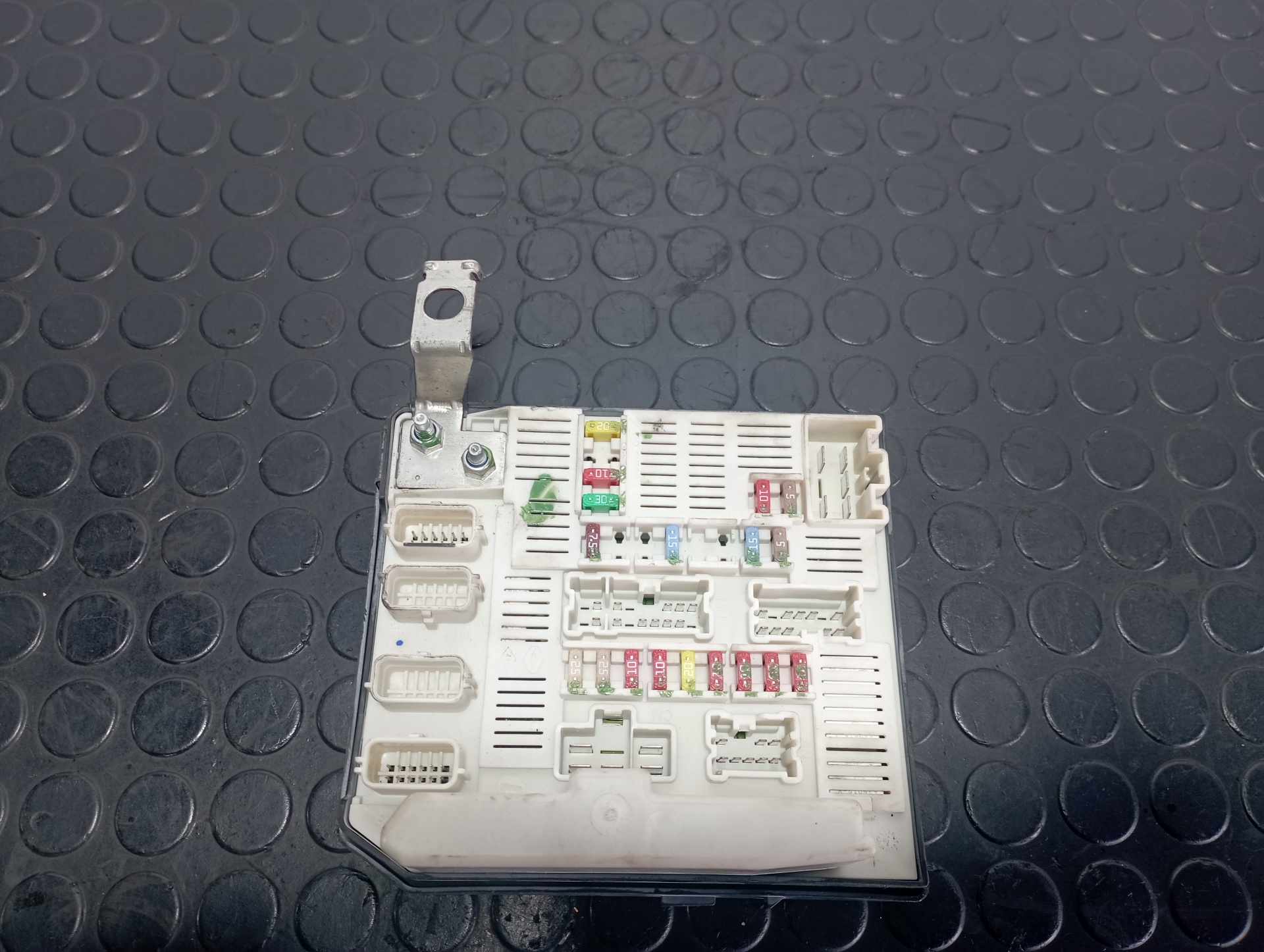 CAJA RELES / FUSIBLES RENAULT SCENIC II - vista 3