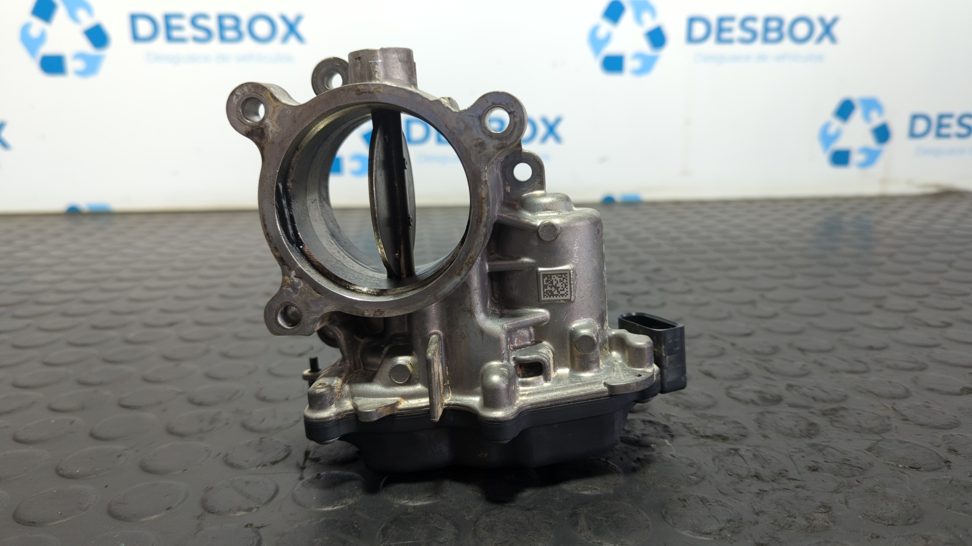 CAJA MARIPOSA AUDI Q3 (F3B)