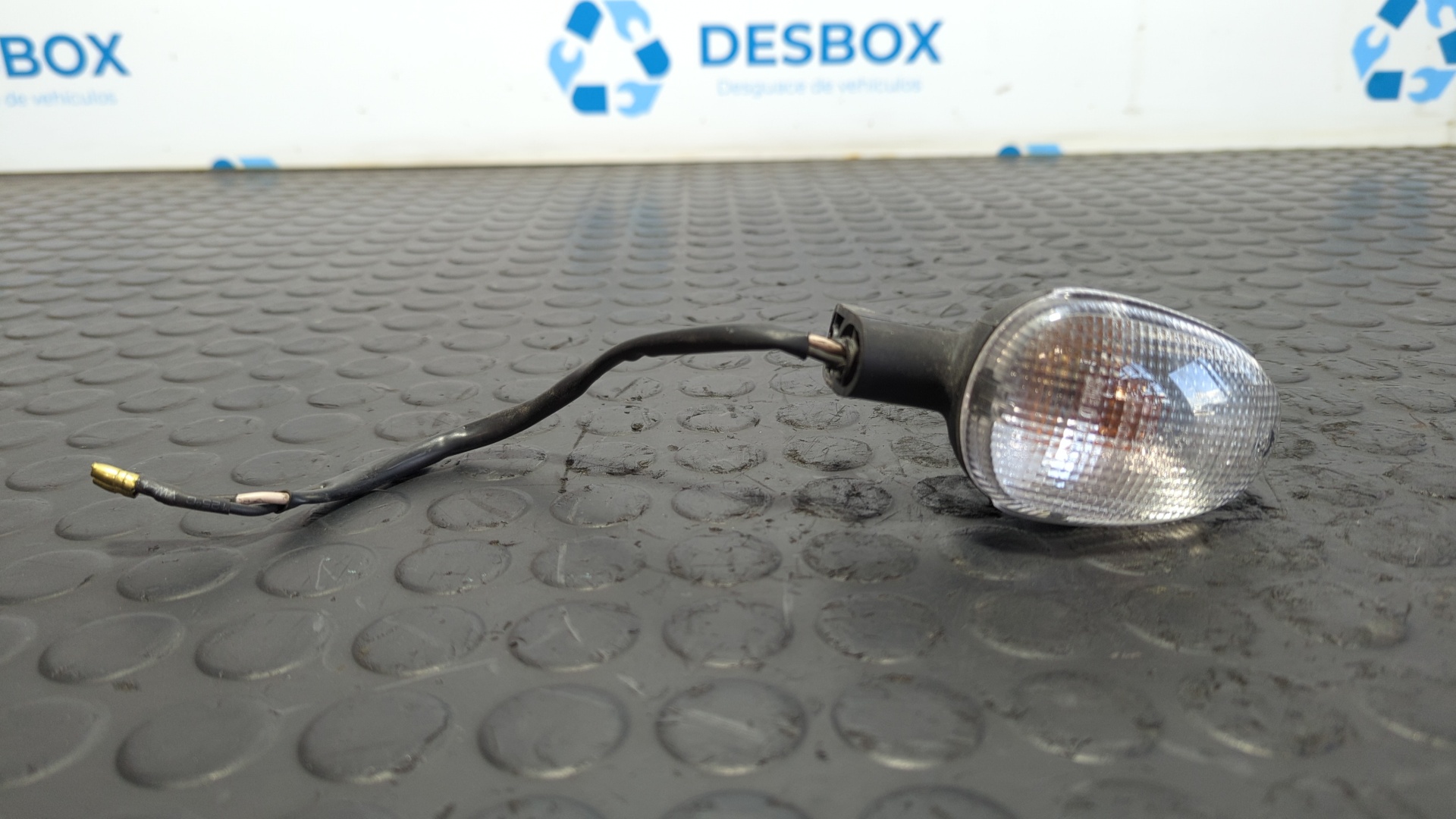 PILOTO TRASERO IZQUIERDO PIAGGIO (VESPA) NRG POWER