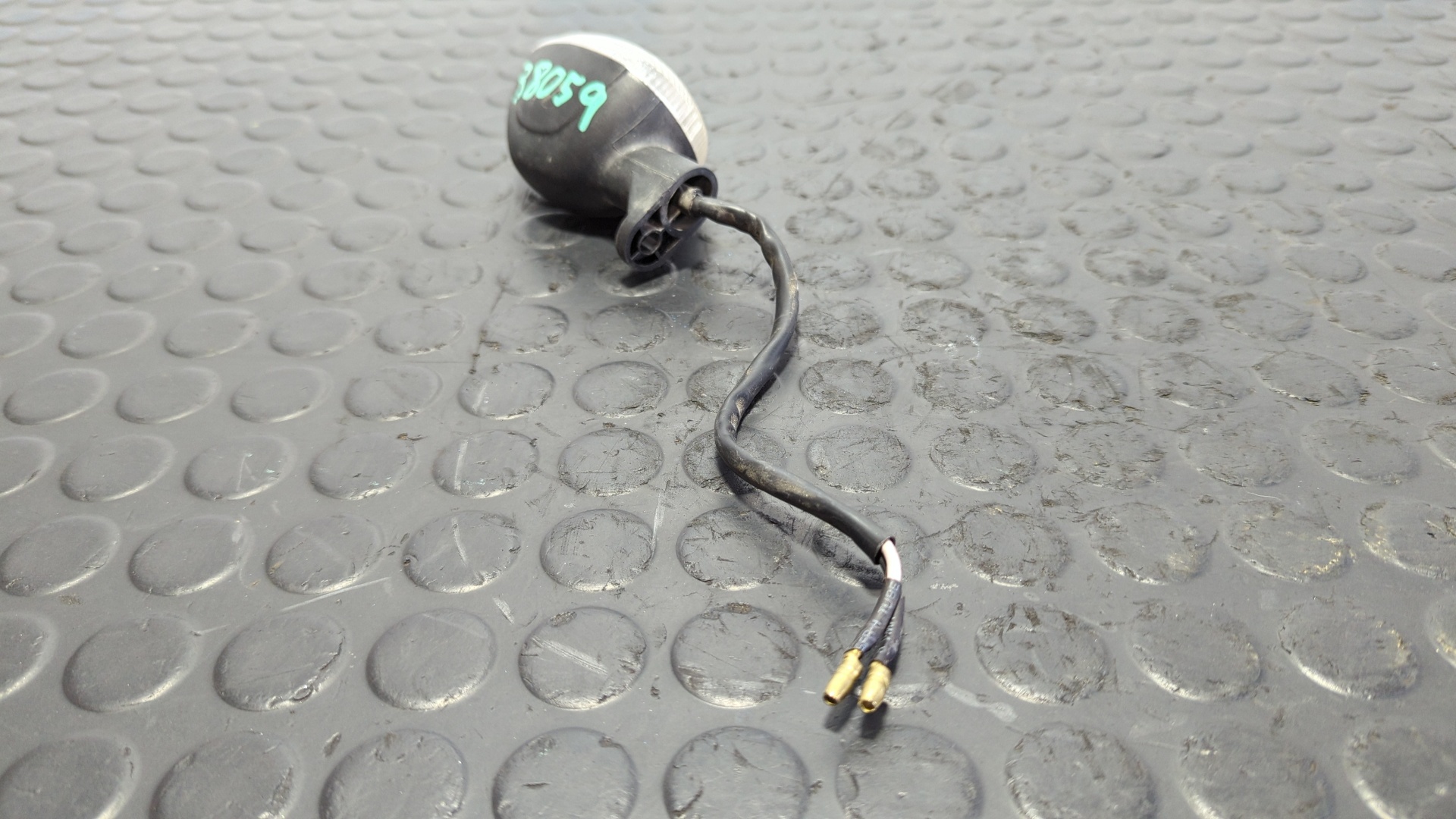 PILOTO TRASERO DERECHO PIAGGIO (VESPA) NRG POWER - vista 3