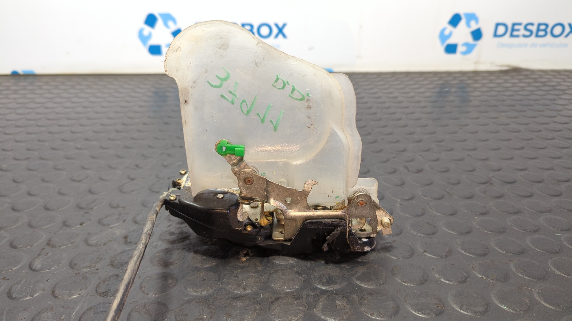 CERRADURA PUERTA DELANTERA DERECHA TOYOTA LAND CRUISER HDJ80 - vista 3