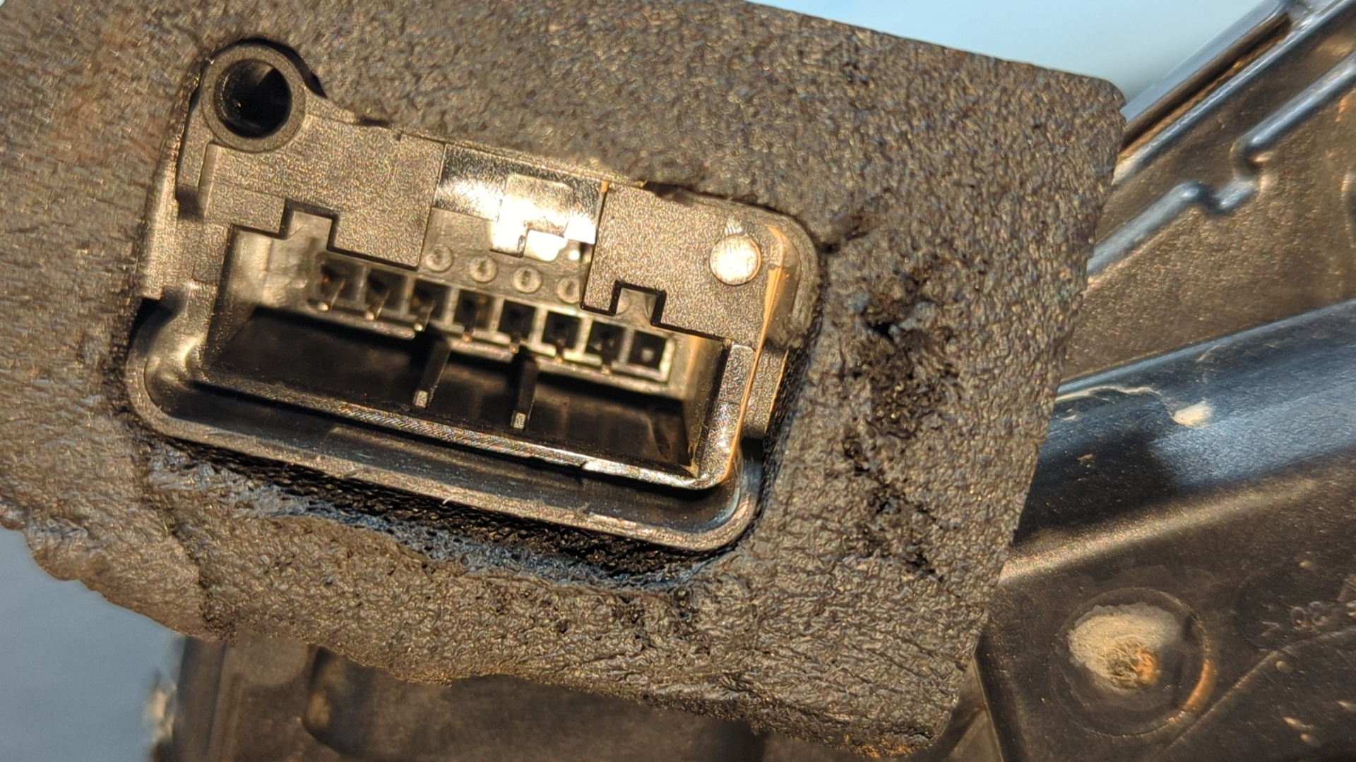 CERRADURA PUERTA DELANTERA IZQUIERDA SEAT ARONA - vista 3