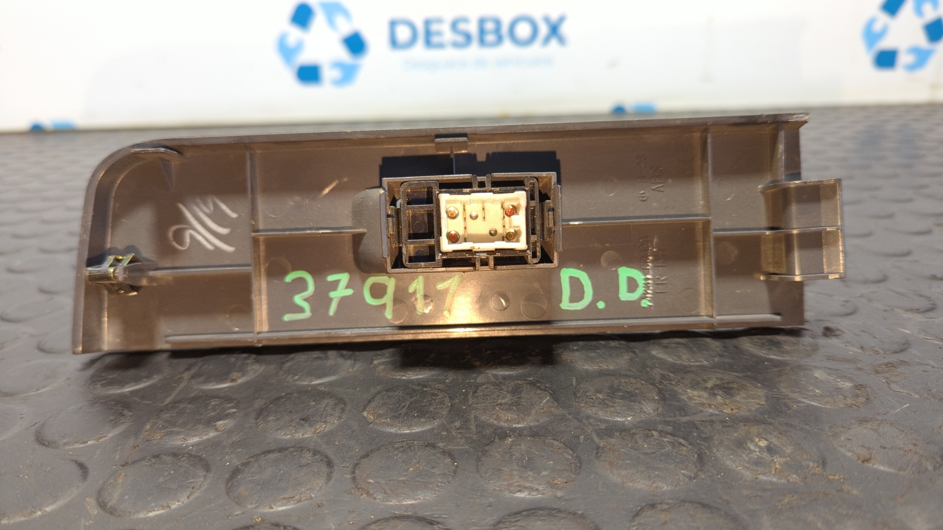 MANDO ELEVALUNAS DELANTERO DERECHO TOYOTA LAND CRUISER HDJ80 - vista 2