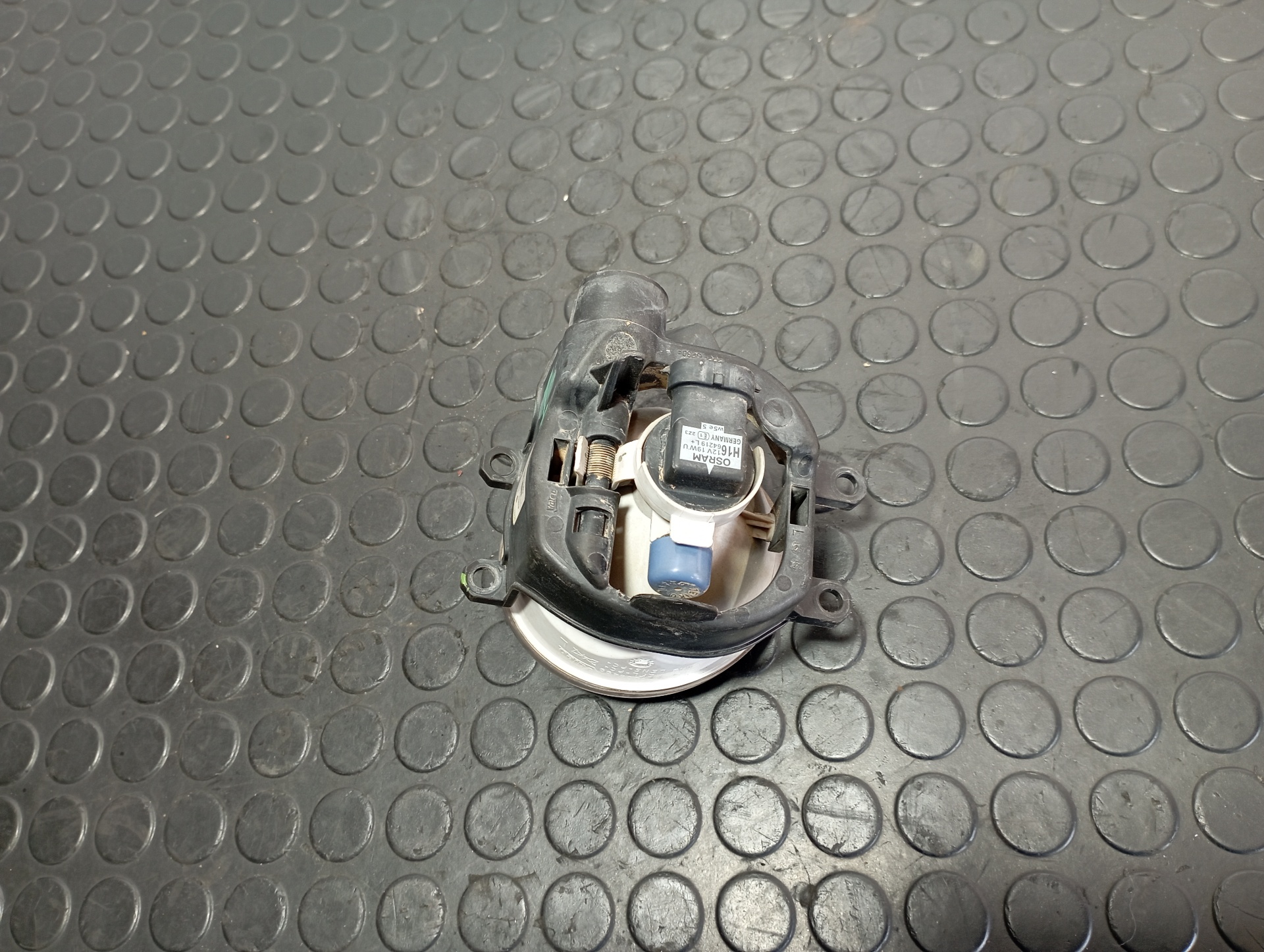 FARO ANTINIEBLA IZQUIERDO TOYOTA AURIS - vista 2