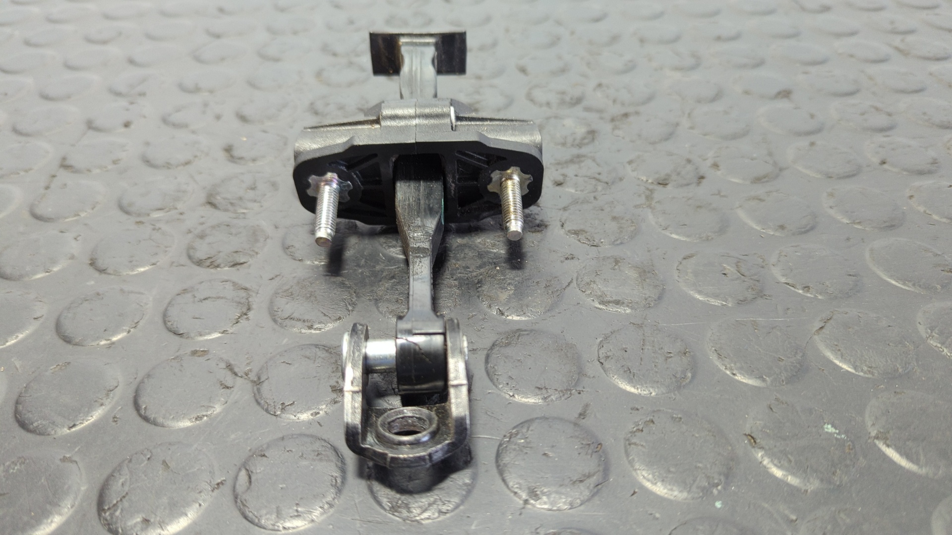 RETENEDOR PUERTA DERECHA FORD FOCUS TURN. - vista 2