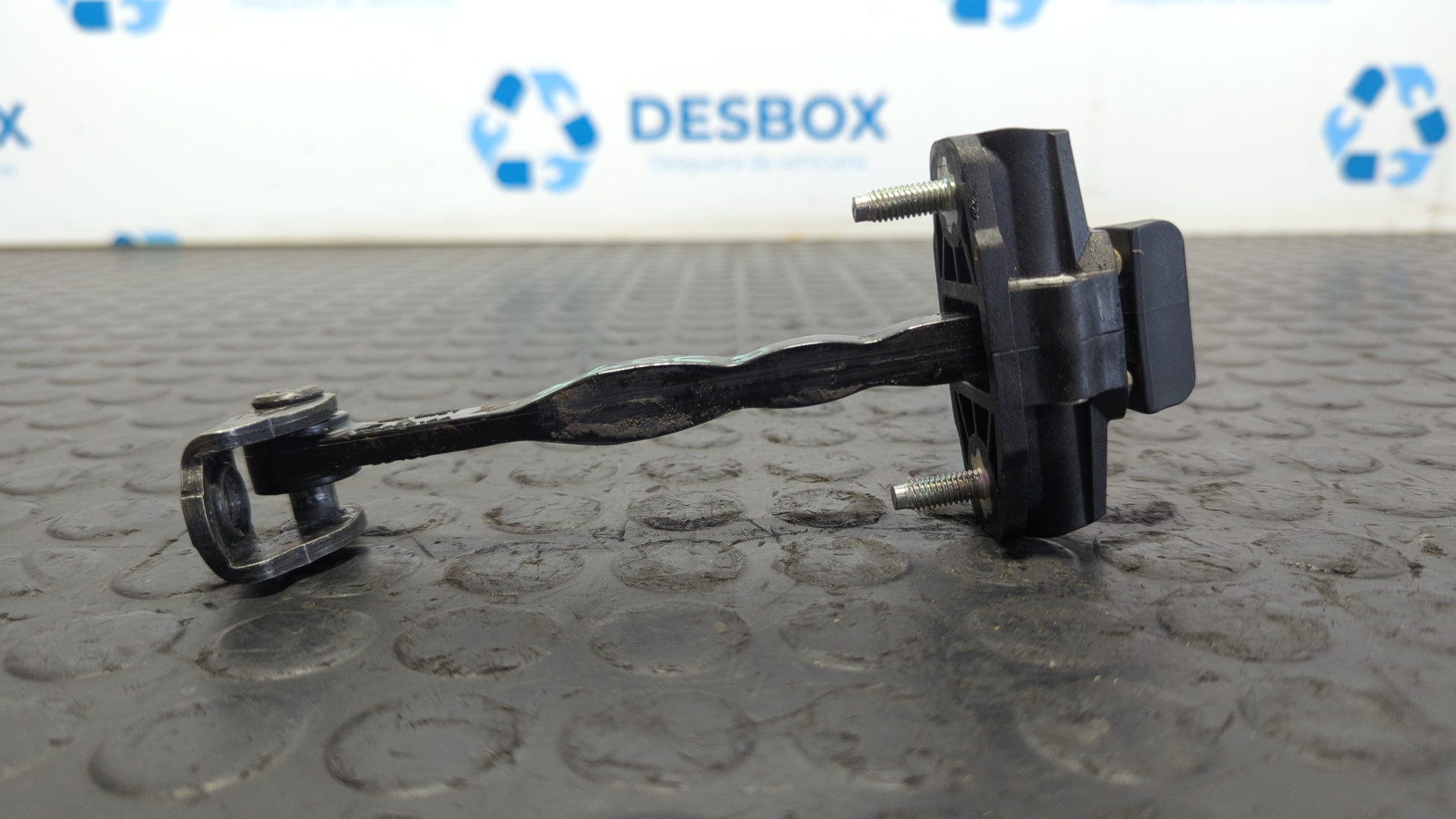 RETENEDOR PUERTA IZQUIERDA FORD FOCUS TURN.