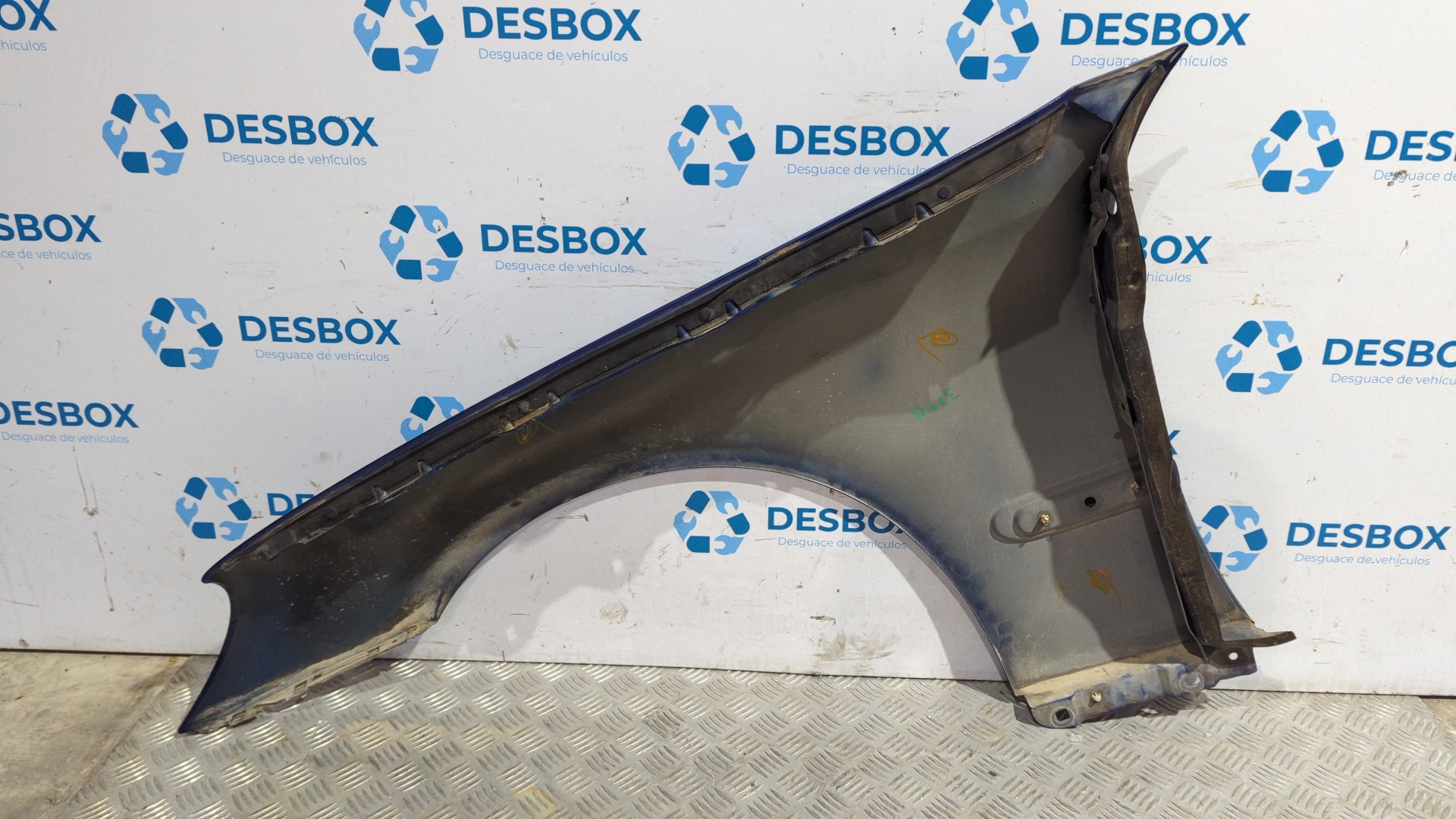 ALETA DELANTERA DERECHA MERCEDES-BENZ CLASE C (W203) BERLINA - vista 3