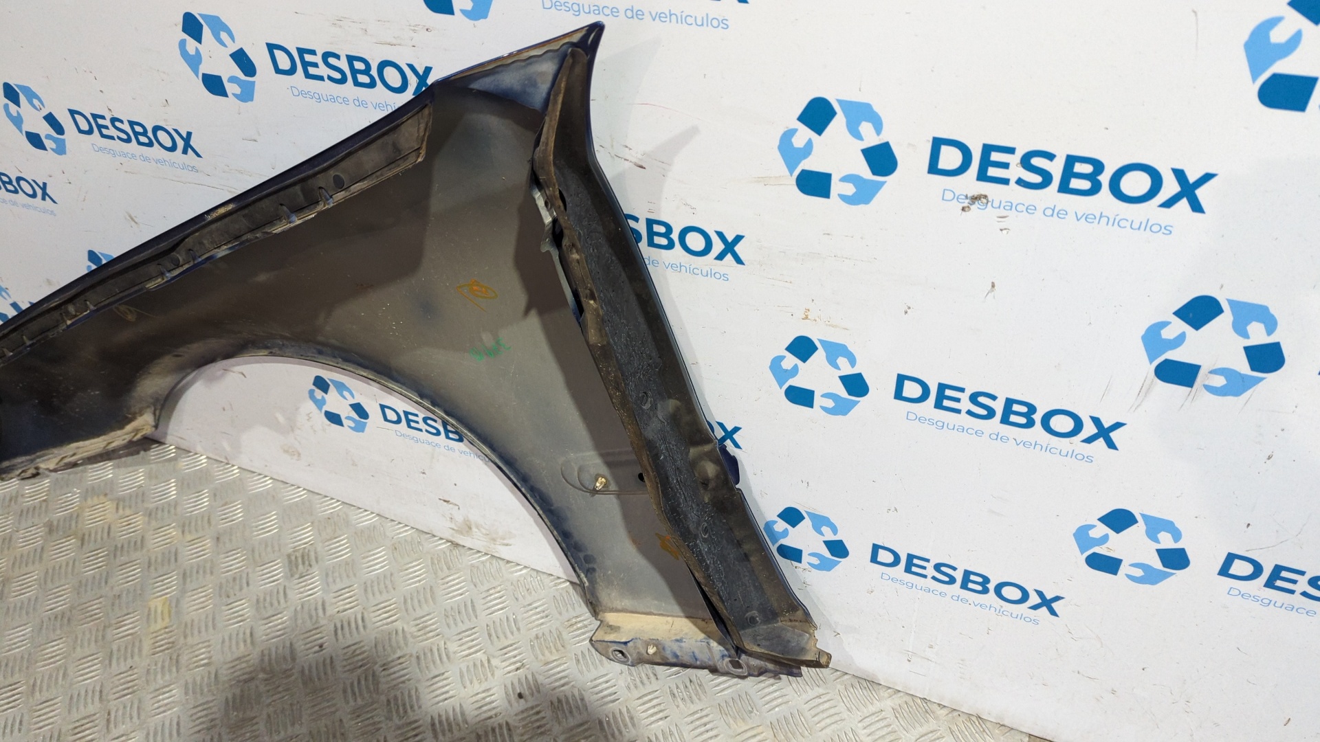 ALETA DELANTERA DERECHA MERCEDES-BENZ CLASE C (W203) BERLINA - vista 4