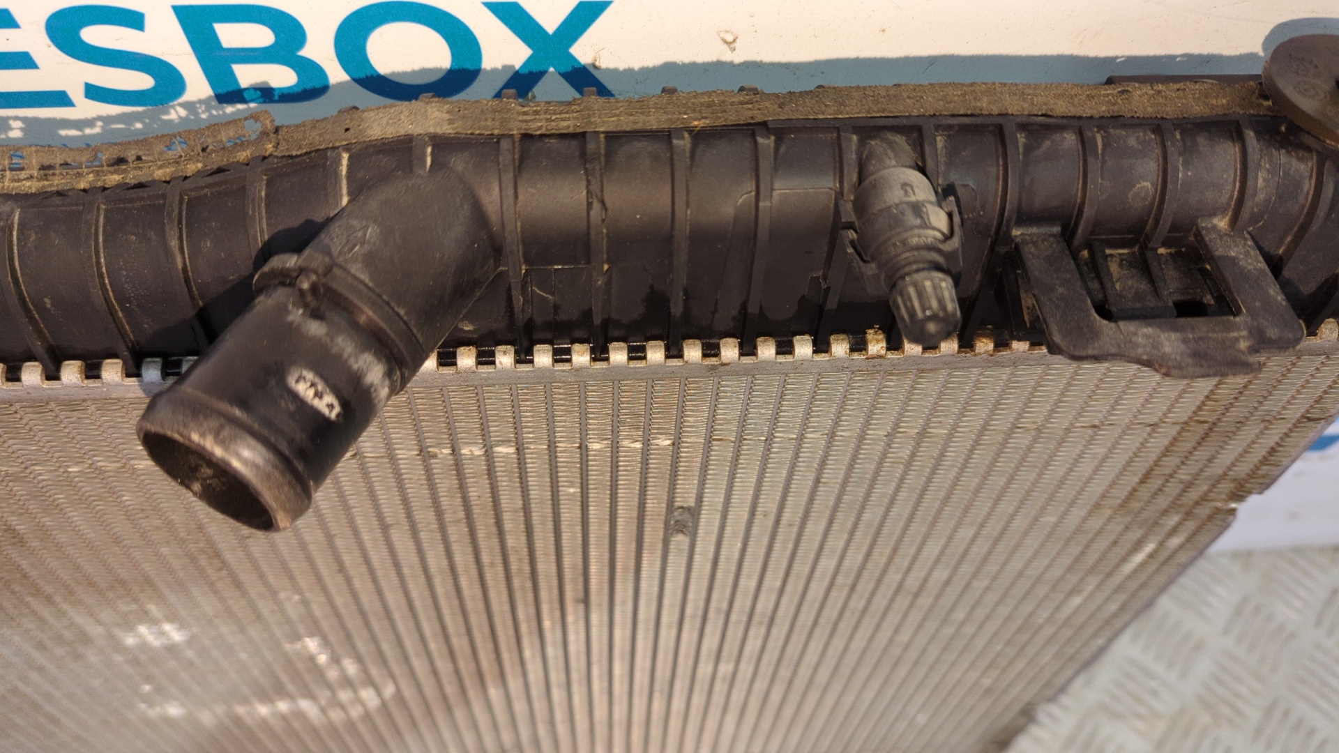 RADIADOR AGUA FORD FIESTA (CCN) - vista 5