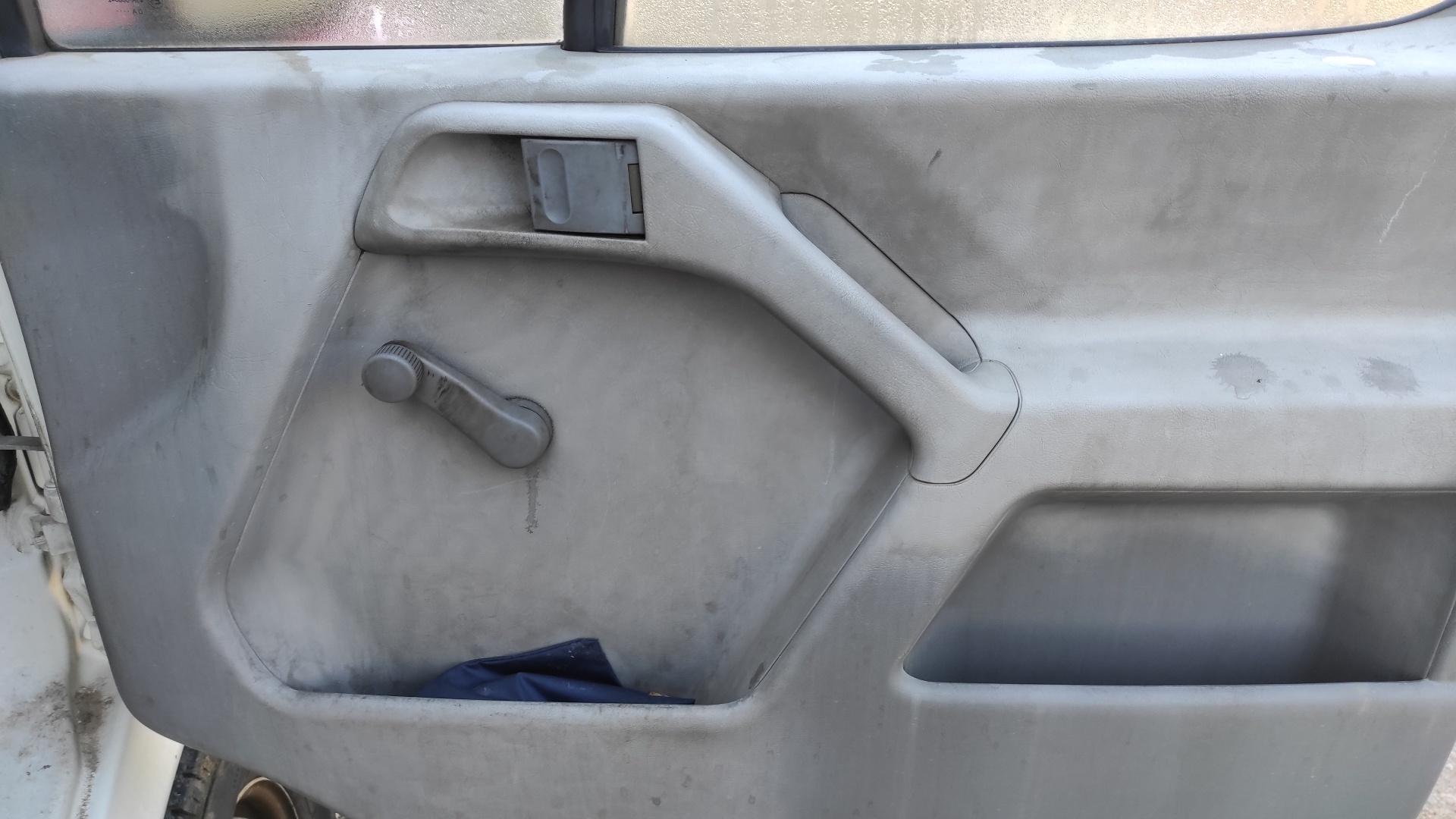 NEUMATICO REPUESTO VOLKSWAGEN LT CAJA CERRADA / COMBI (MOD. 1997) - recambio desguace - vista 5