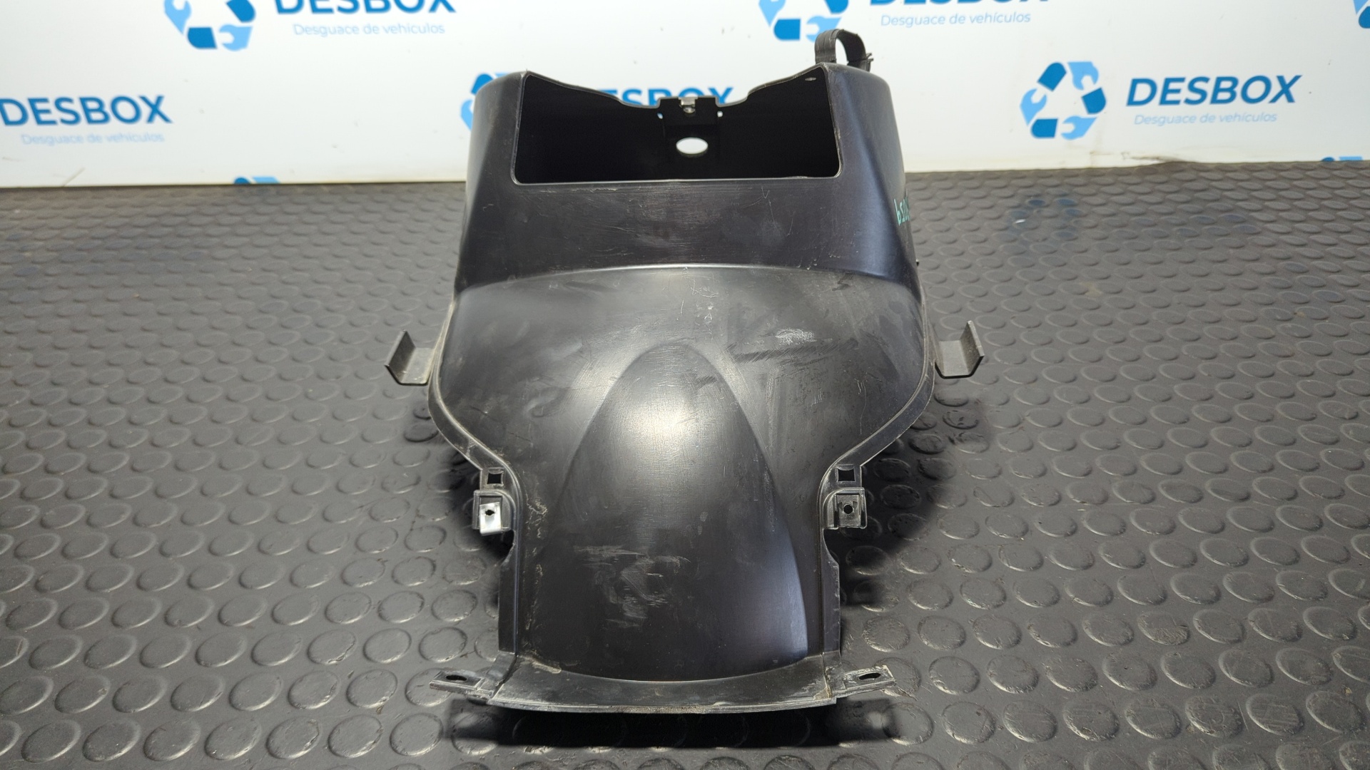 MOLDURA PIAGGIO (VESPA) NRG POWER - vista 3