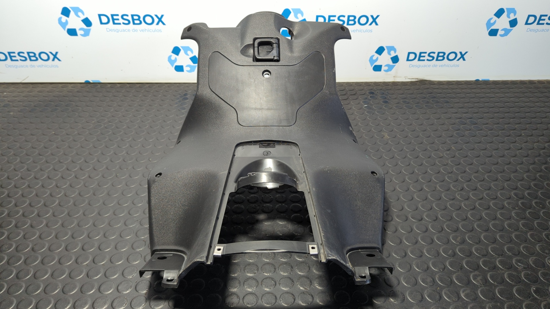 CONTRA ESCUDO PIAGGIO (VESPA) NRG POWER