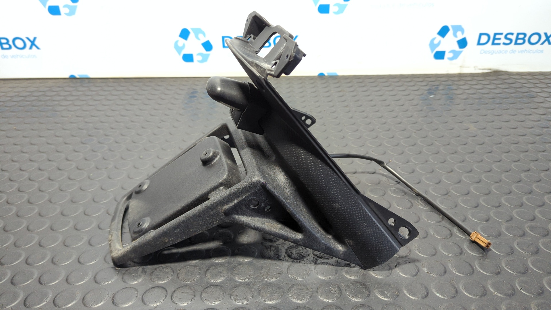 PORTAMATRICULAS PIAGGIO (VESPA) NRG POWER - vista 2