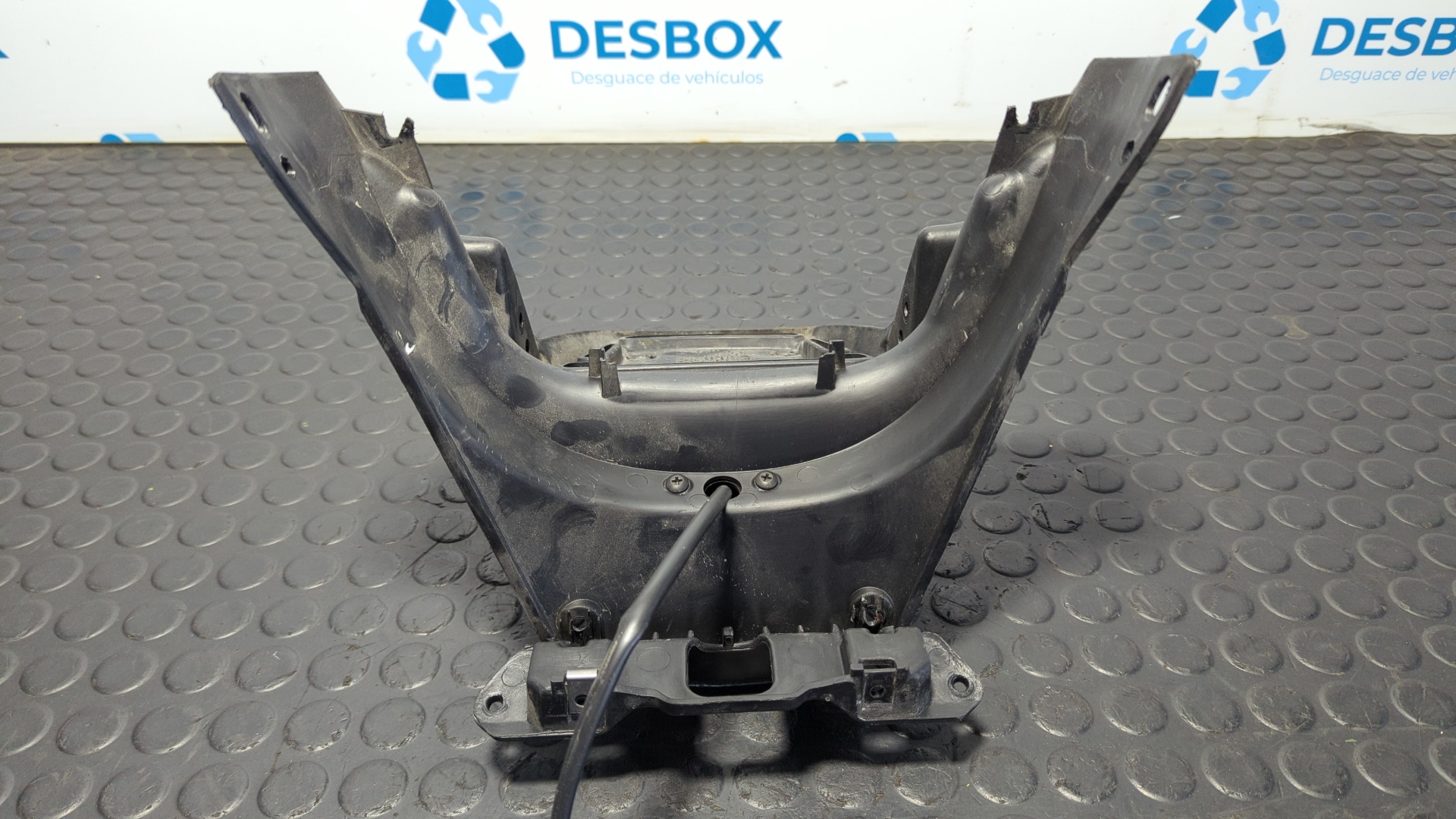 PORTAMATRICULAS PIAGGIO (VESPA) NRG POWER - vista 3