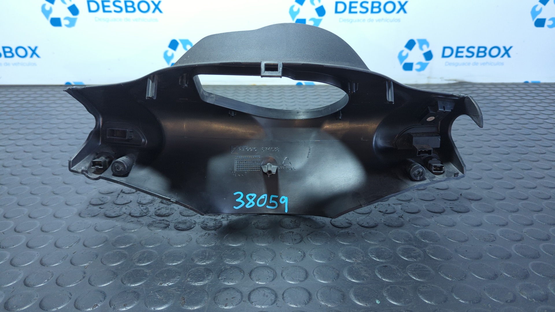 MOLDURA PIAGGIO (VESPA) NRG POWER - vista 2