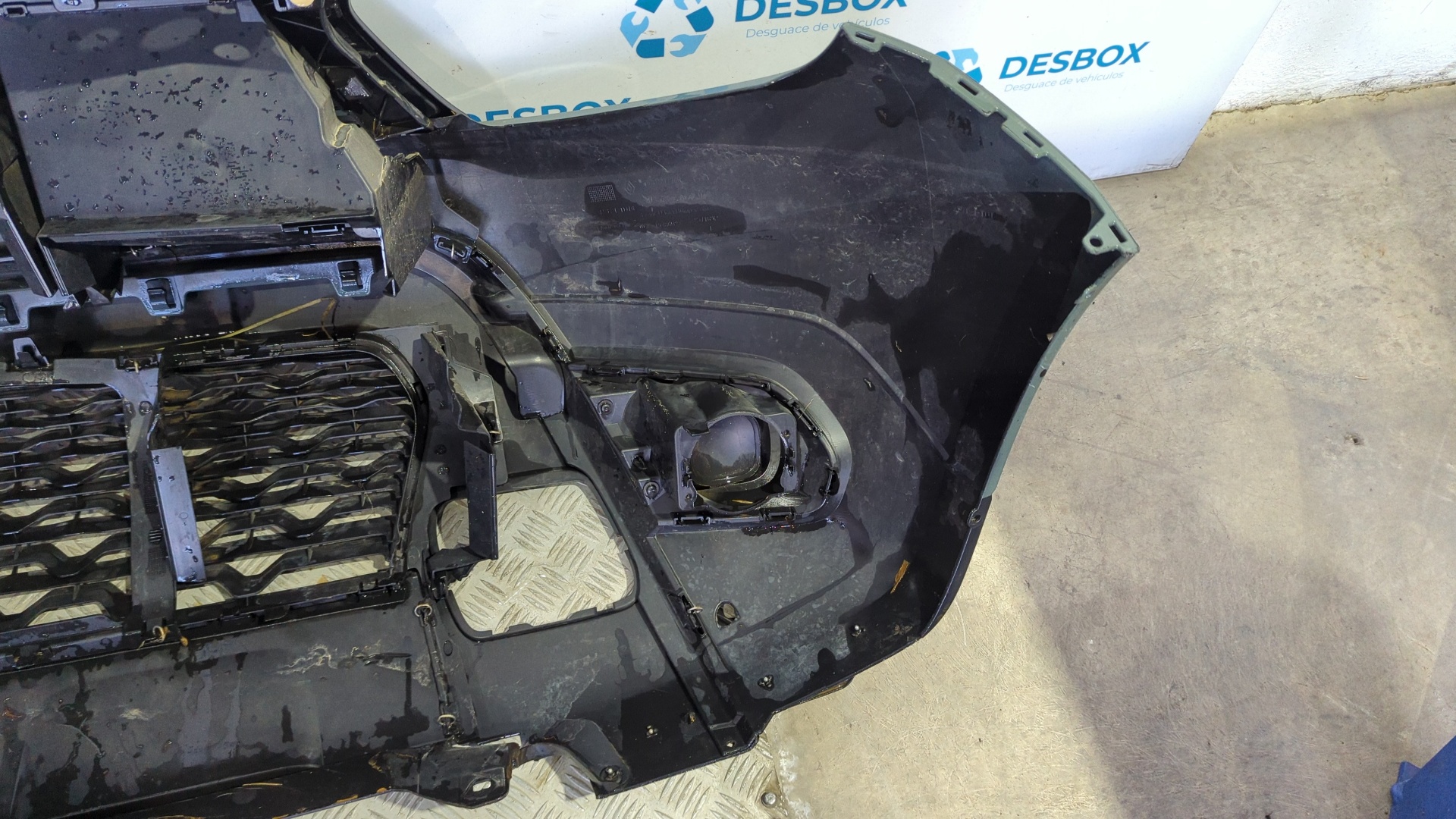 PARAGOLPES DELANTERO DACIA DUSTER II - vista 3