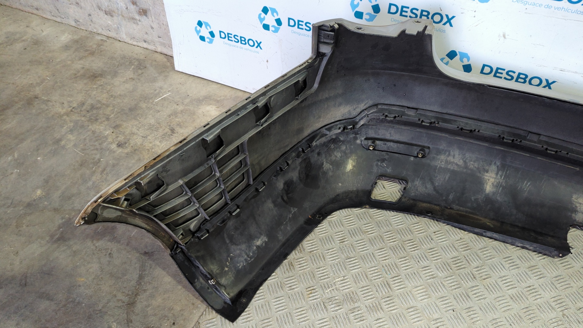 PARAGOLPES TRASERO VOLKSWAGEN JETTA (1K2) - vista 2