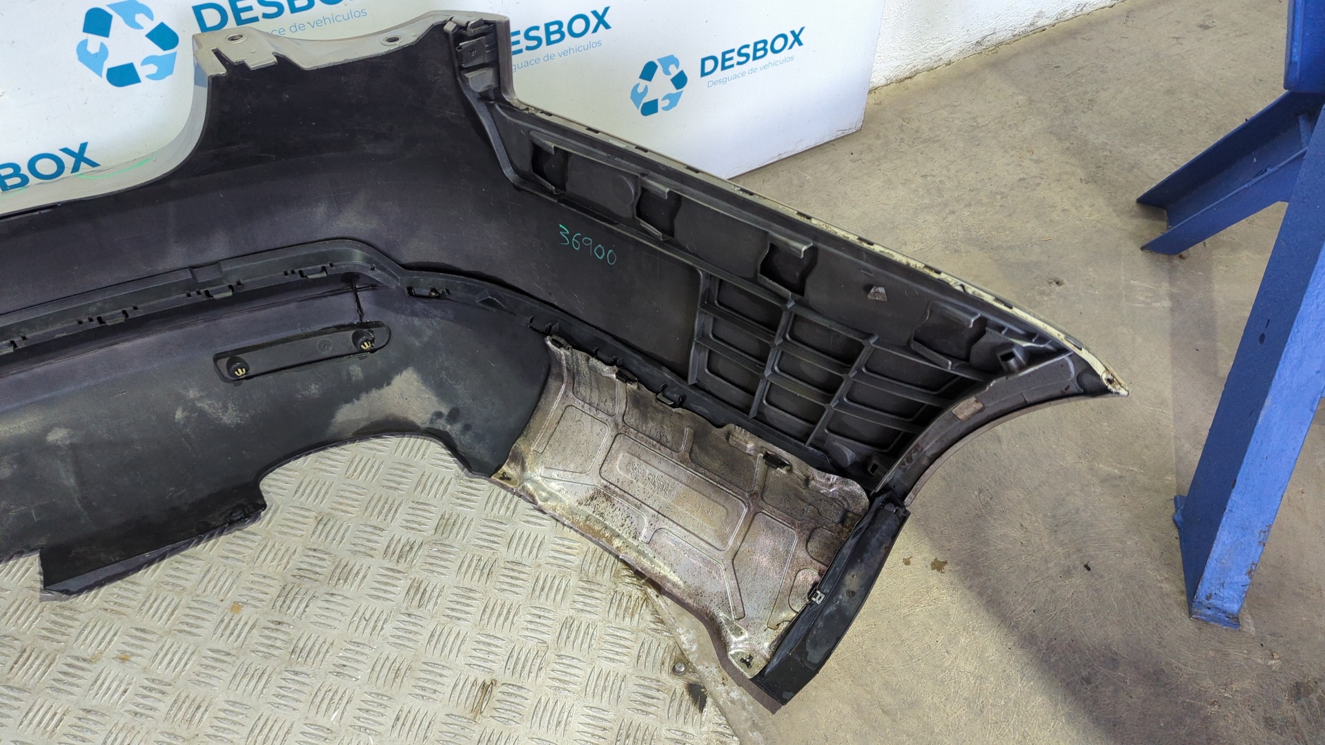 PARAGOLPES TRASERO VOLKSWAGEN JETTA (1K2) - vista 6